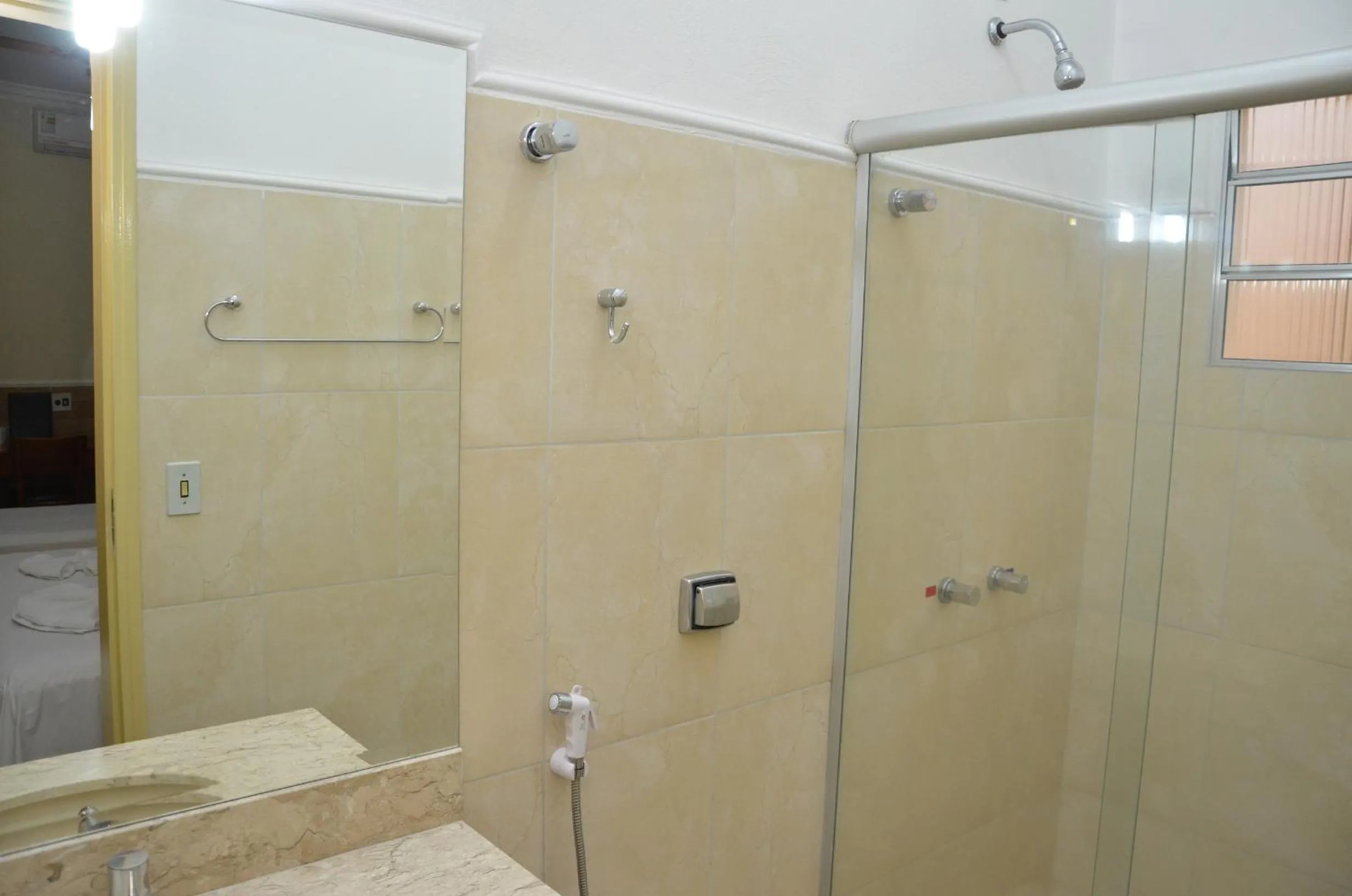 Bathroom in Hotel Casa Grande Orlândia SP