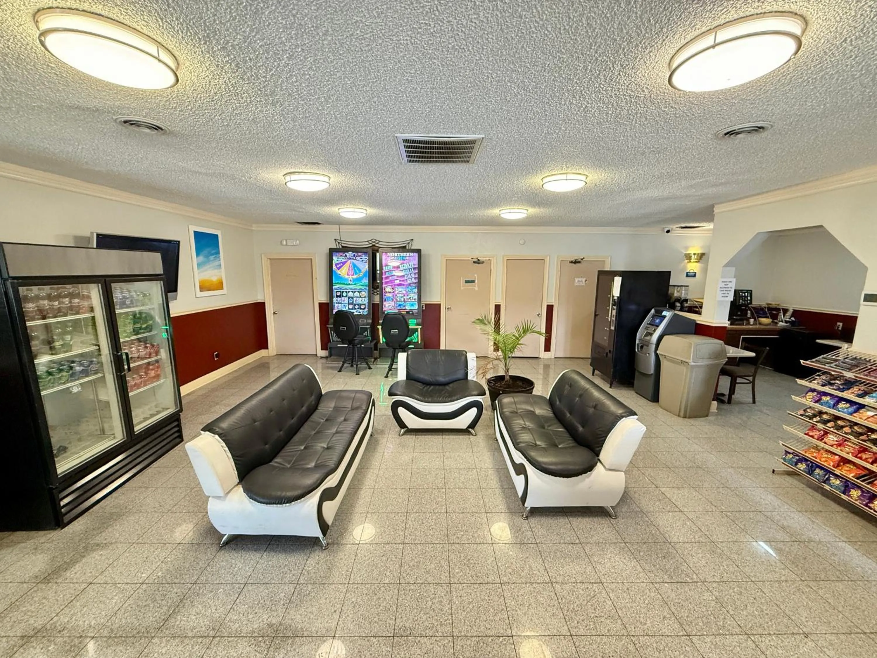 Lobby or reception in Days Inn by Wyndham Ruther Glen Kings Dominion Area