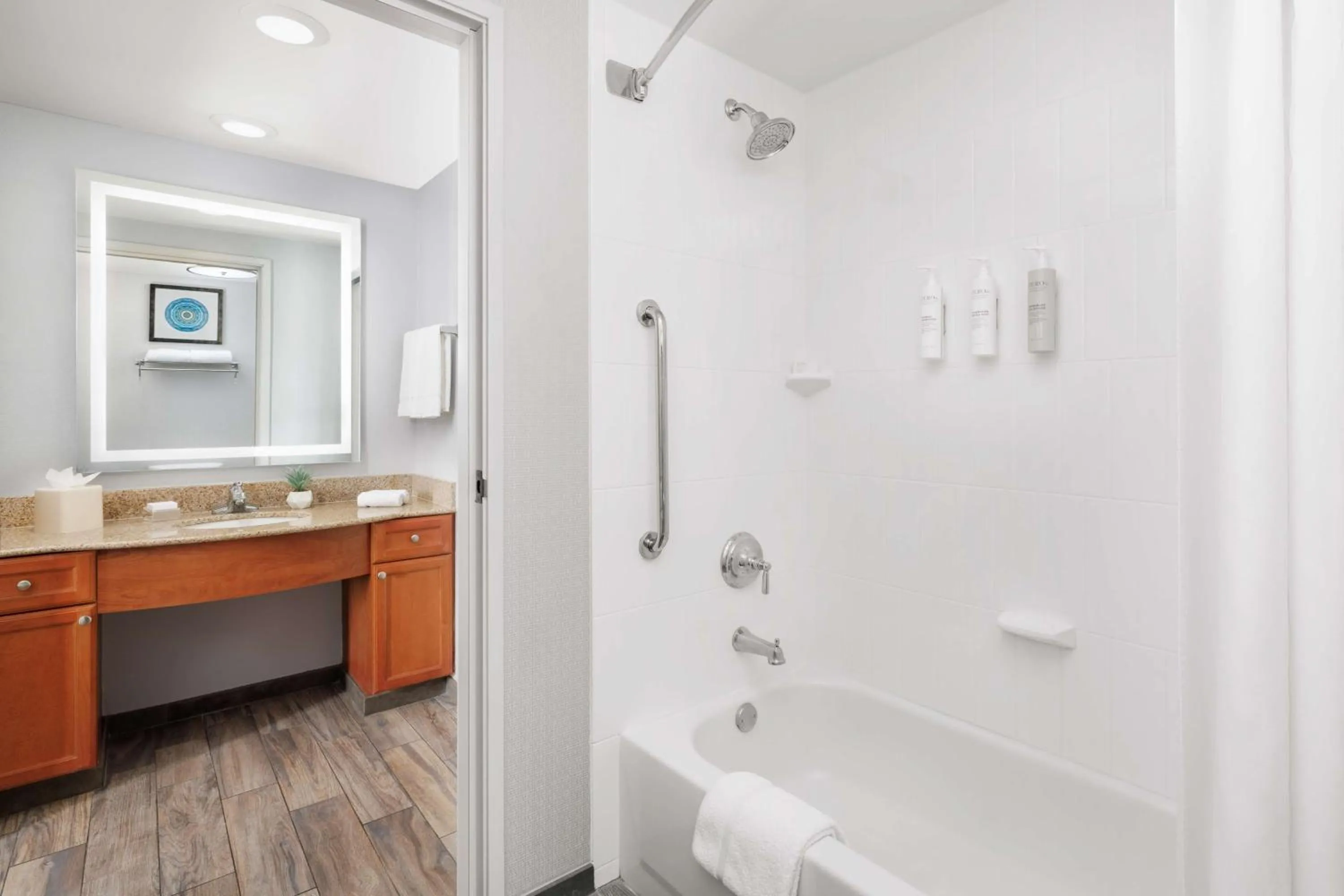 Bathroom in Homewood Suites by Hilton Corpus Christi