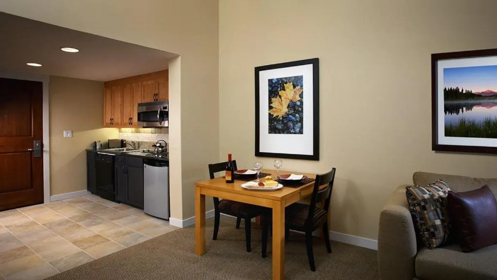 Photo of the whole room in Fraser Crossing and Founders Pointe