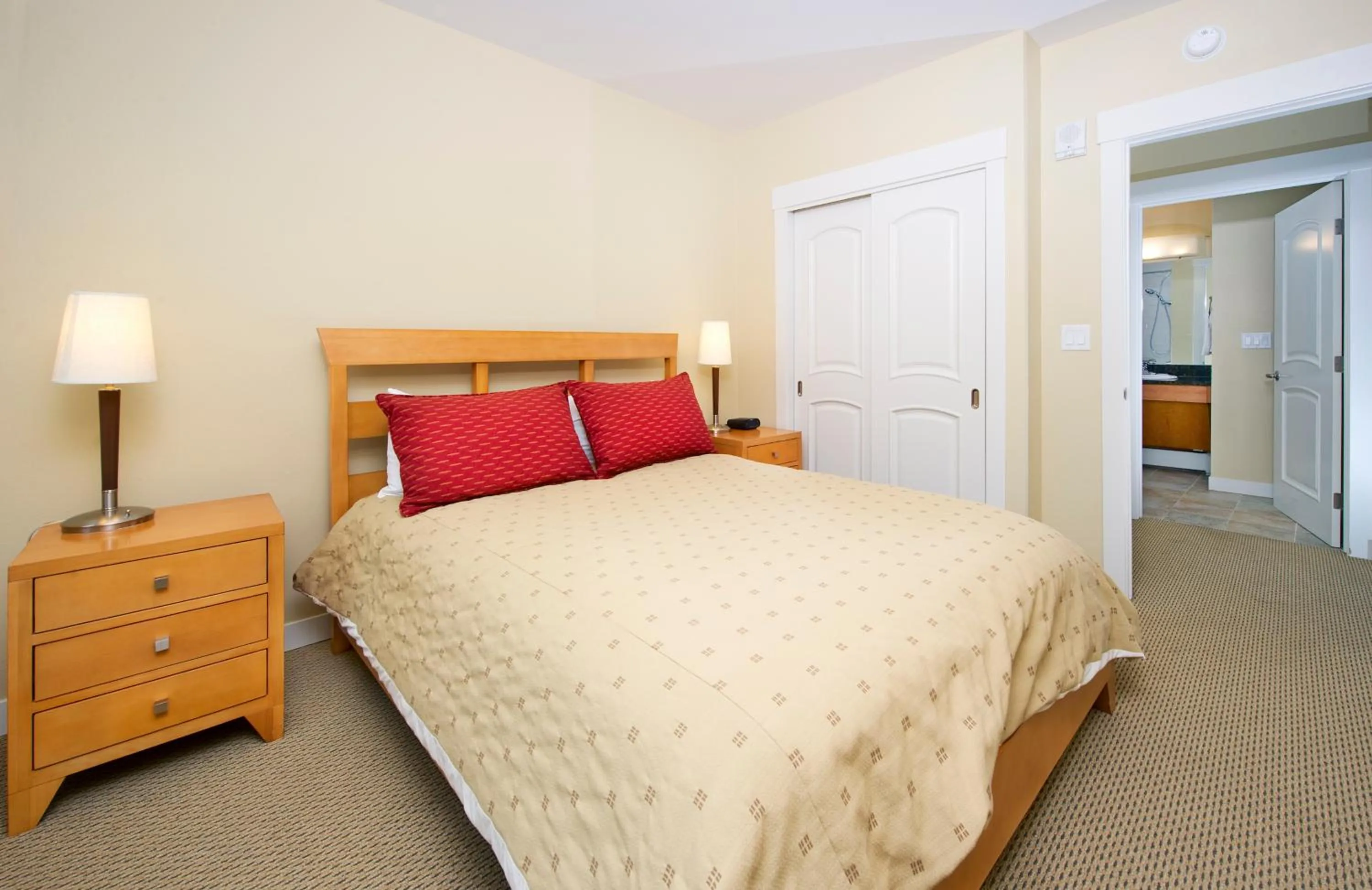 Photo of the whole room, Bed in Fraser Crossing and Founders Pointe