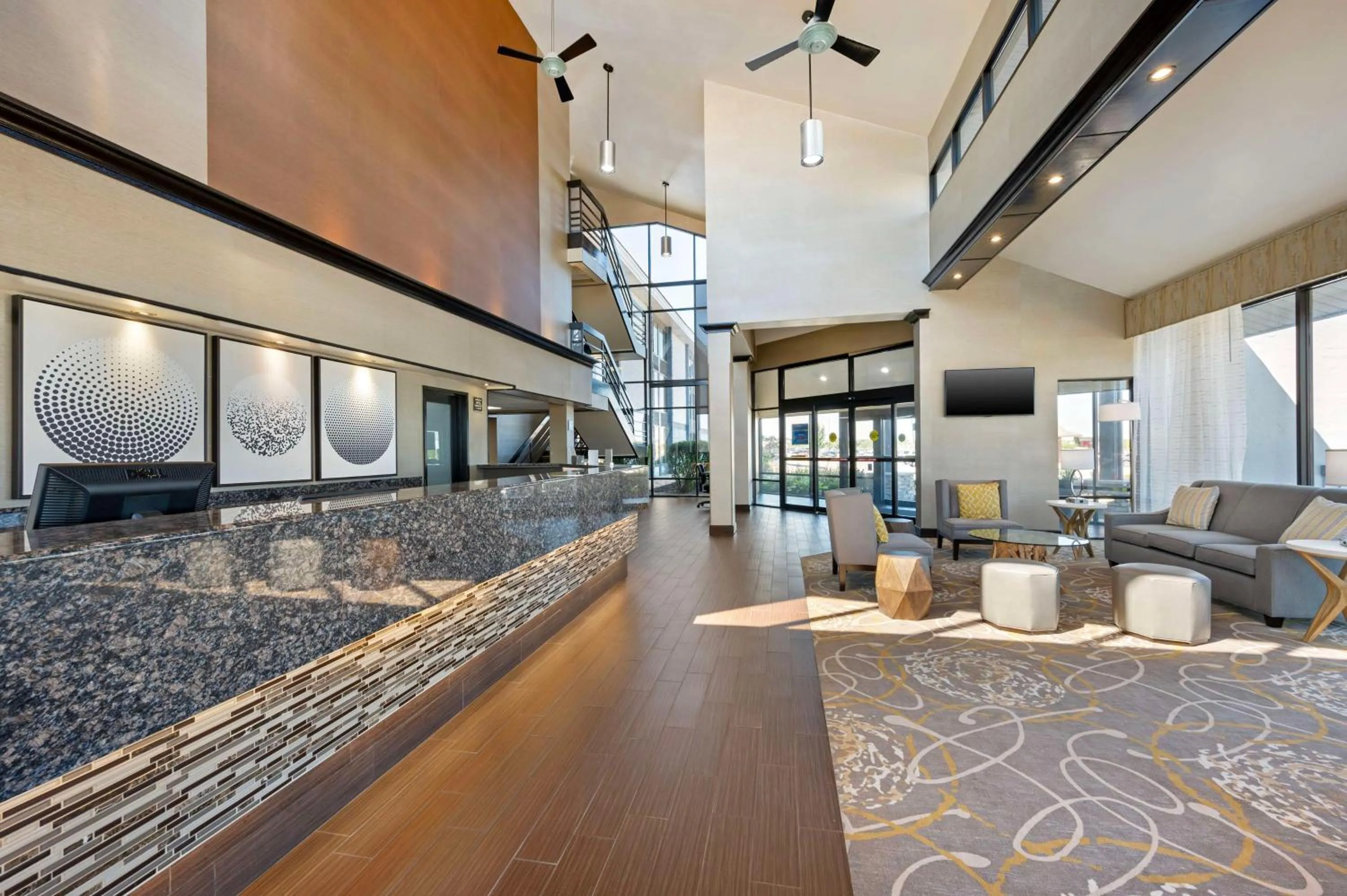 Lobby or reception in Best Western Ashbury Inn