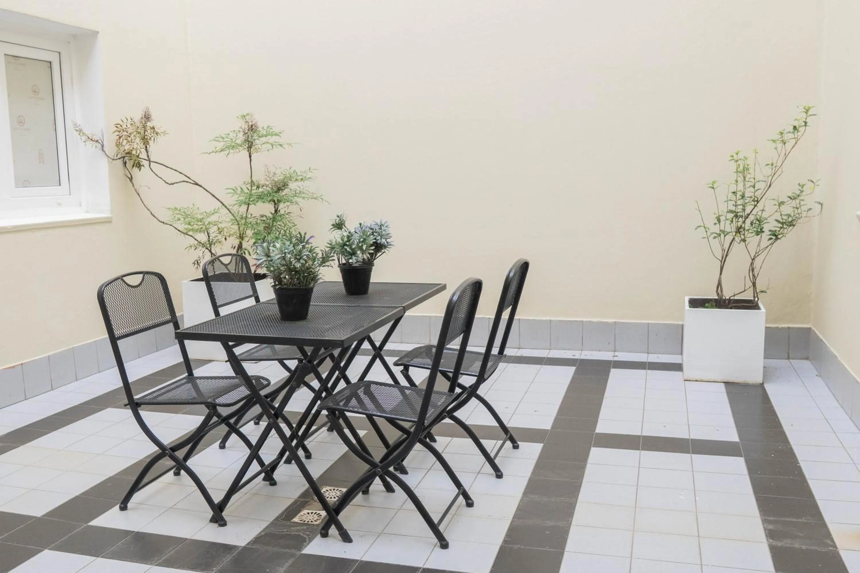 Inner courtyard view in Hotel Cap Polonio