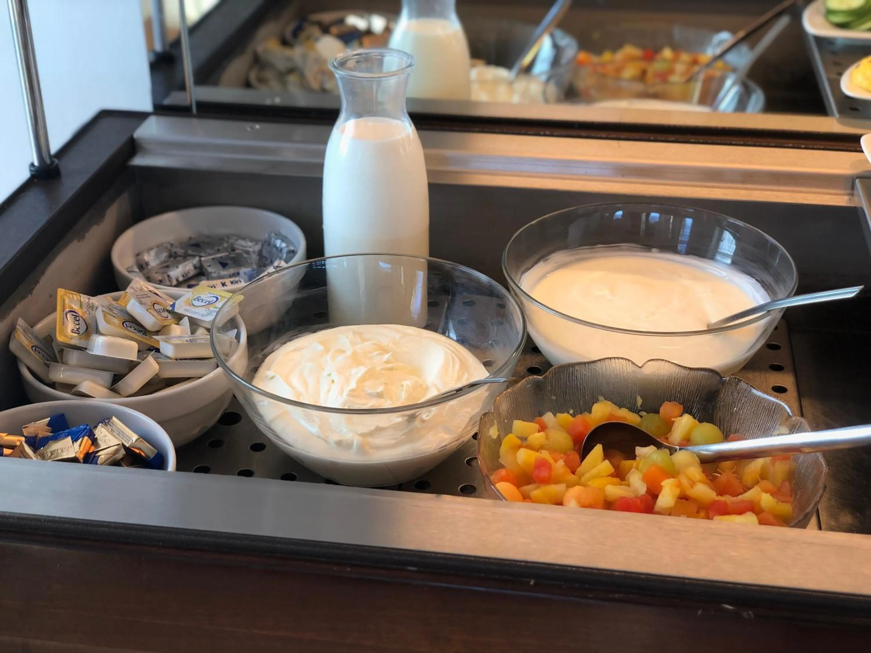 Breakfast in Hotel Löwenstein