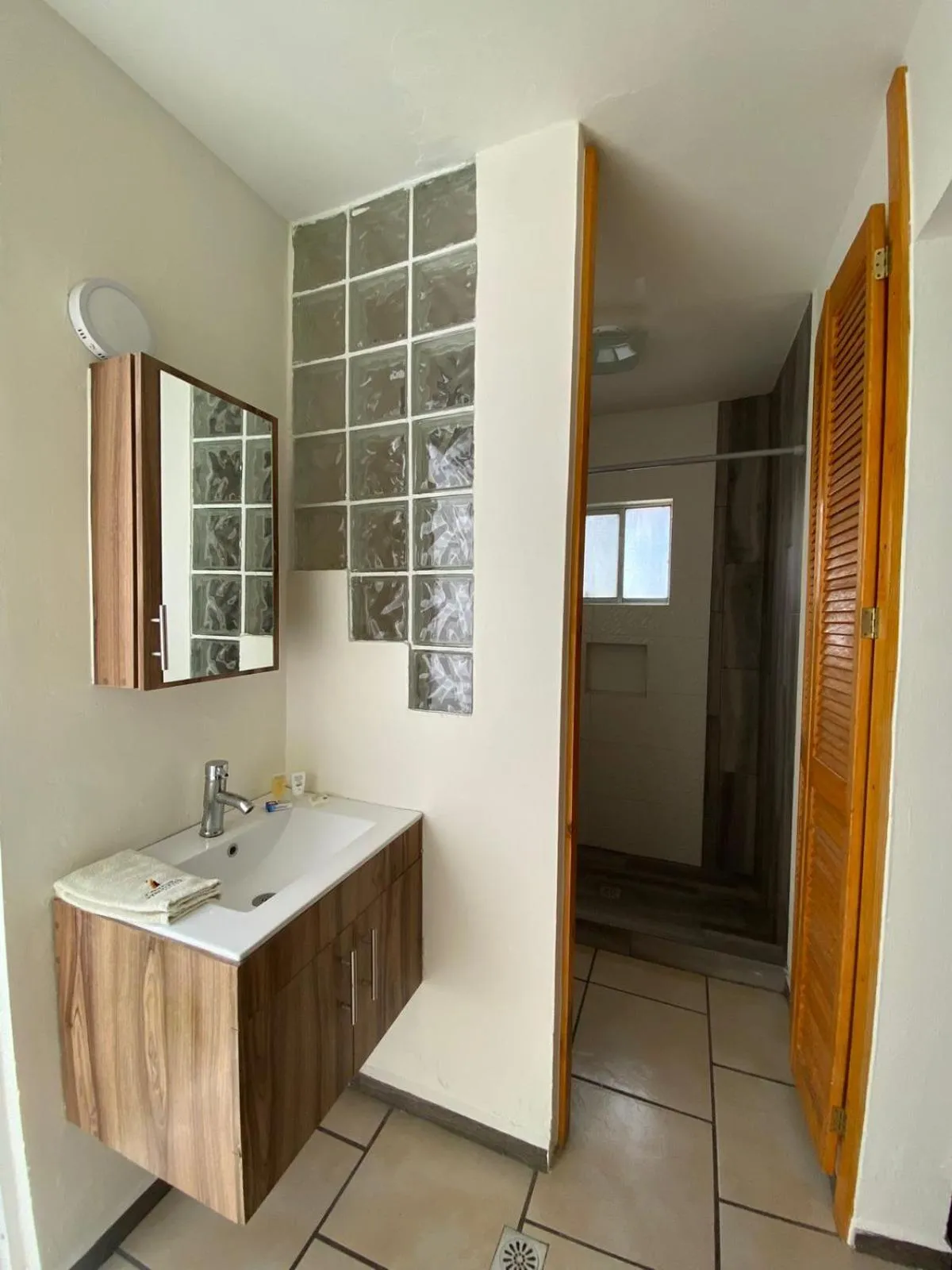 Confort Ejecutivo Suites Lindavista