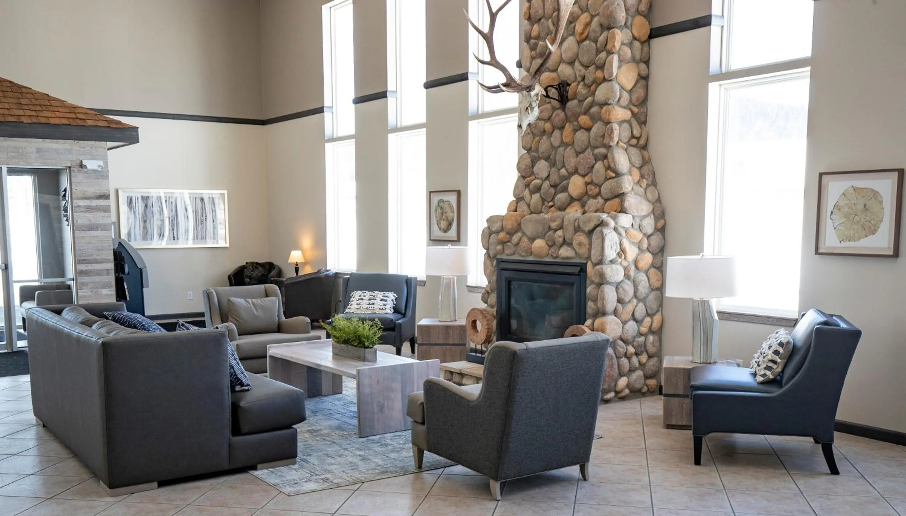 Lobby or reception in Whitewater Inn