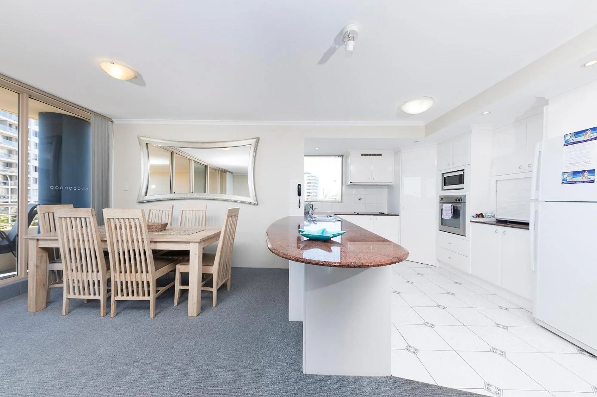 Kitchen or kitchenette in Beaches International