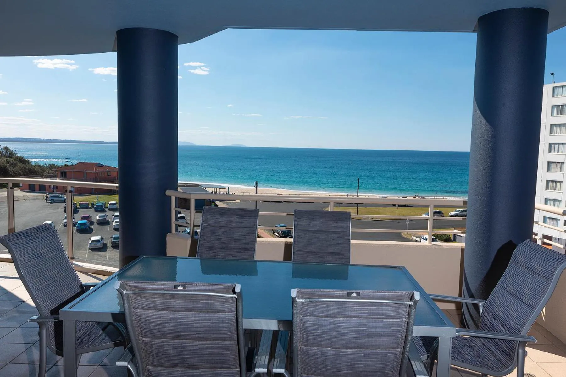 Balcony/Terrace in Beaches International