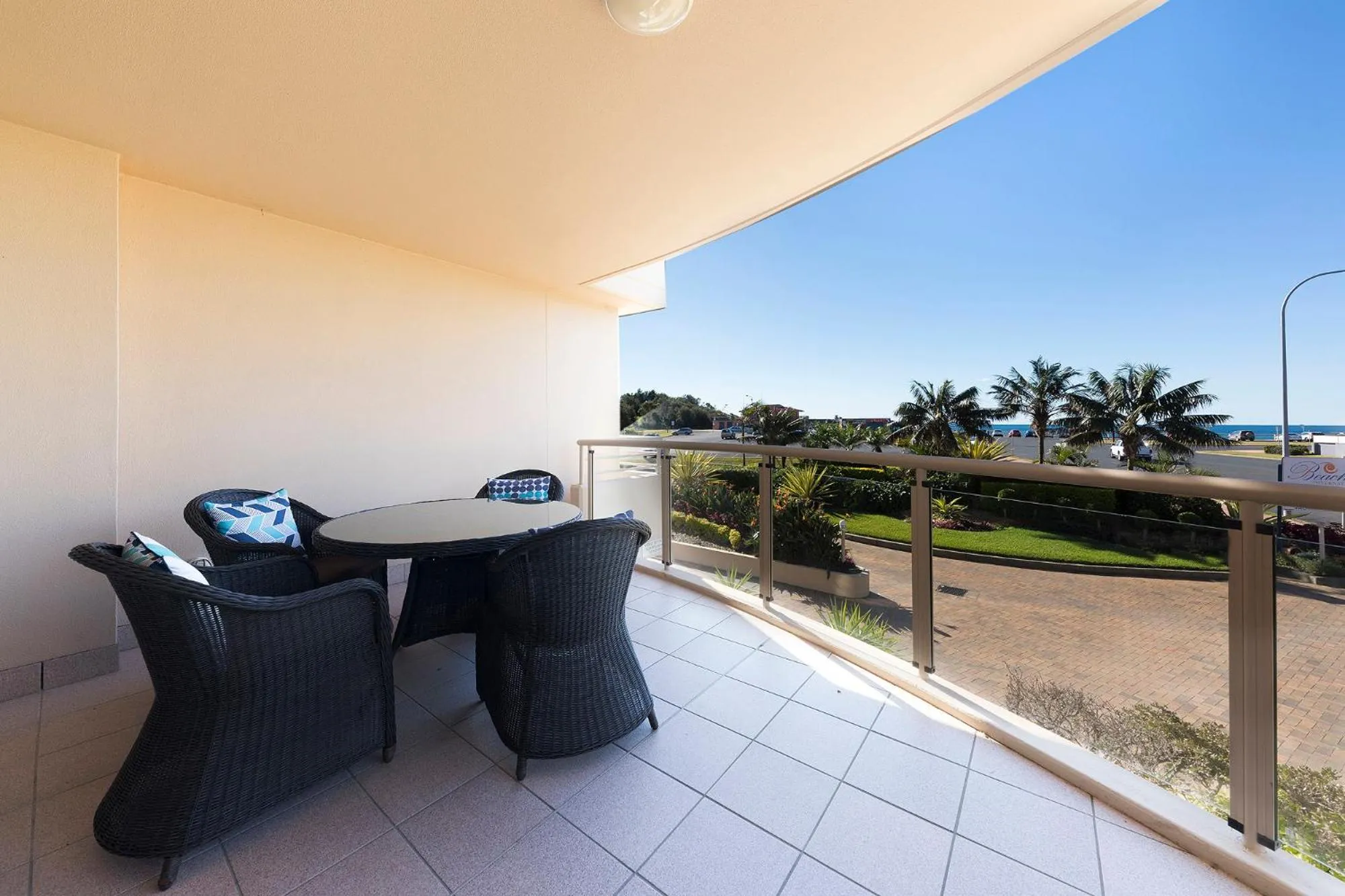 Balcony/Terrace in Beaches International