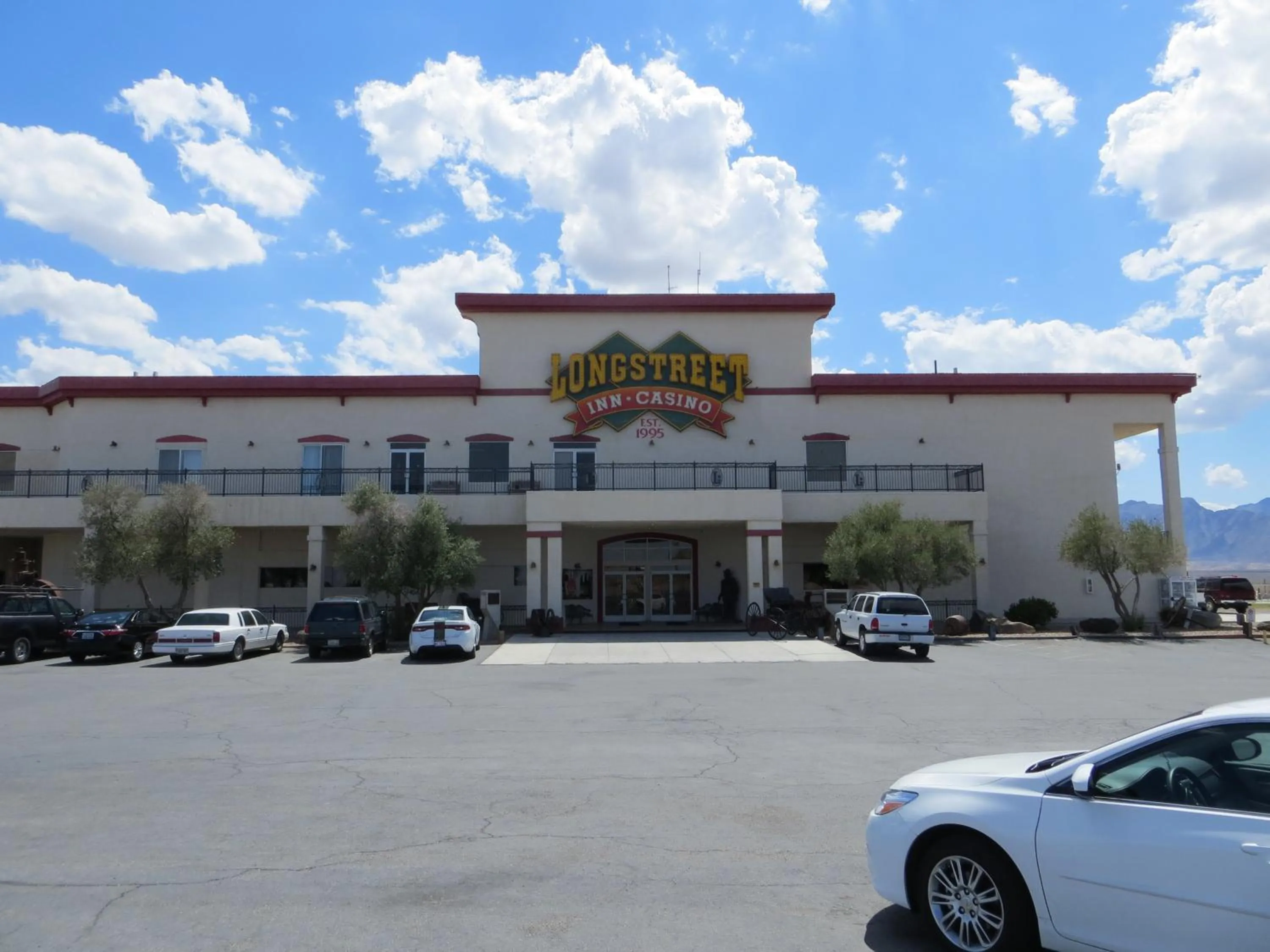 Property building in Longstreet Inn & Casino