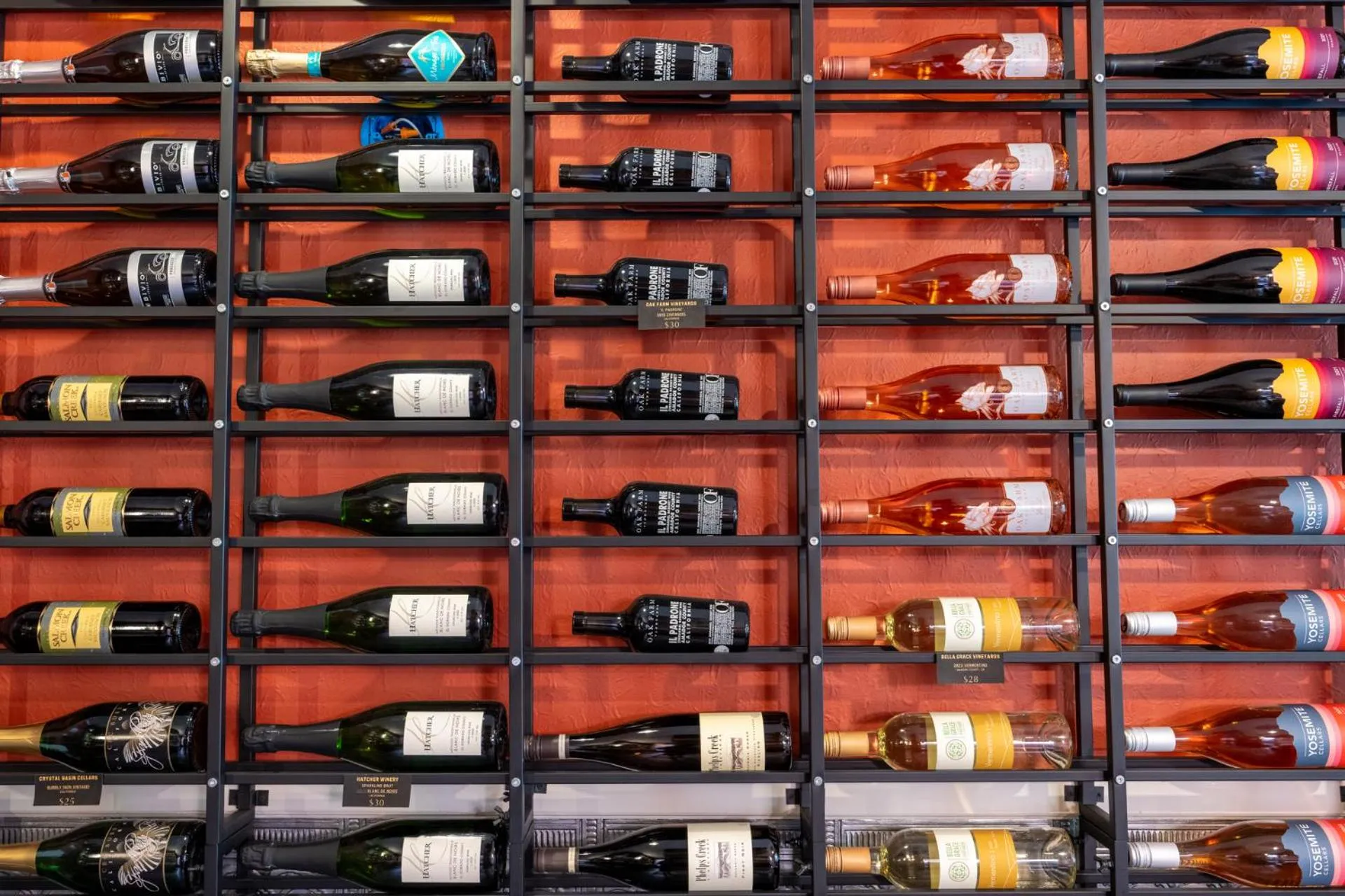 Restaurant/places to eat in The Groveland Hotel