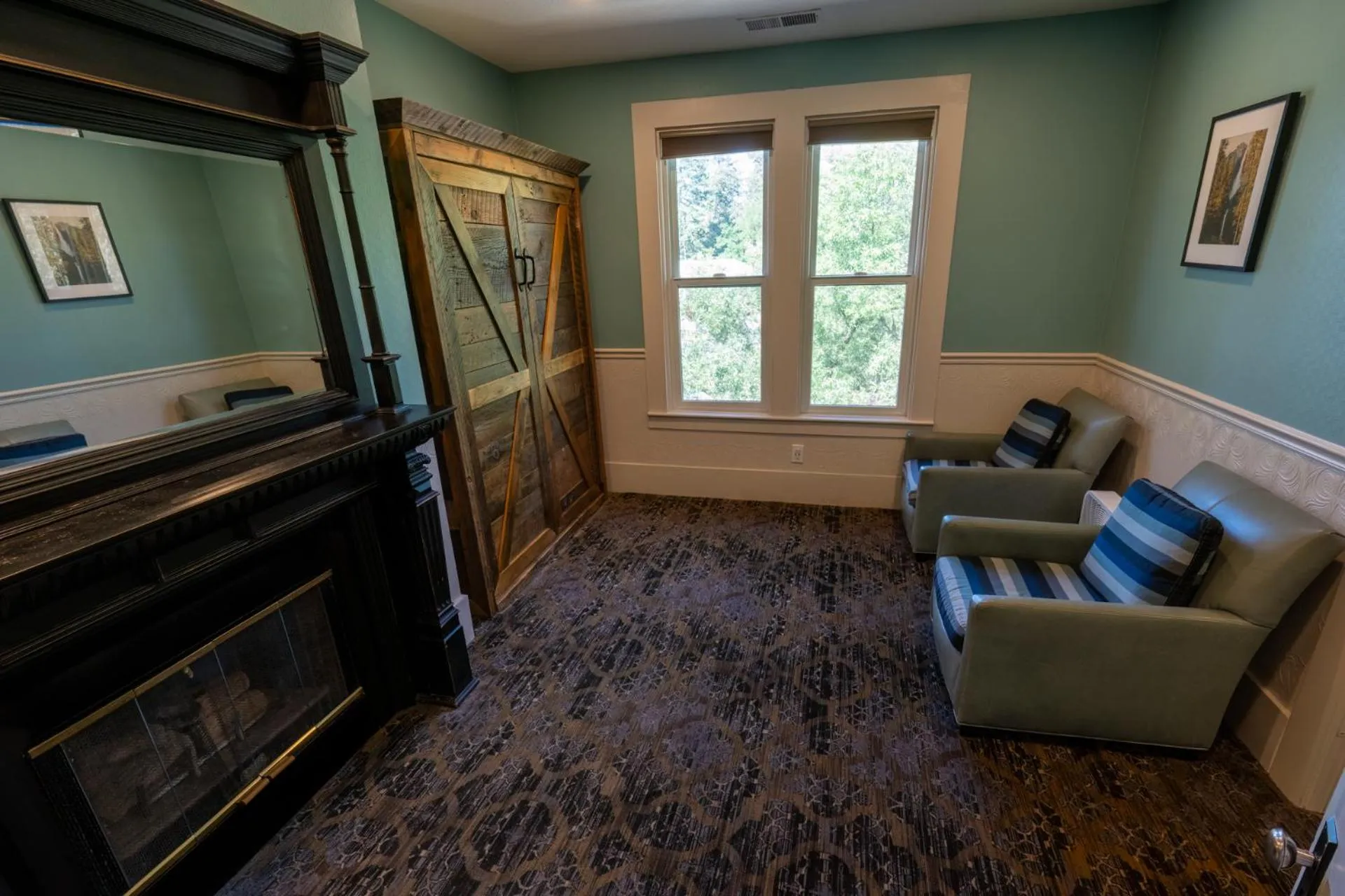Seating area in The Groveland Hotel