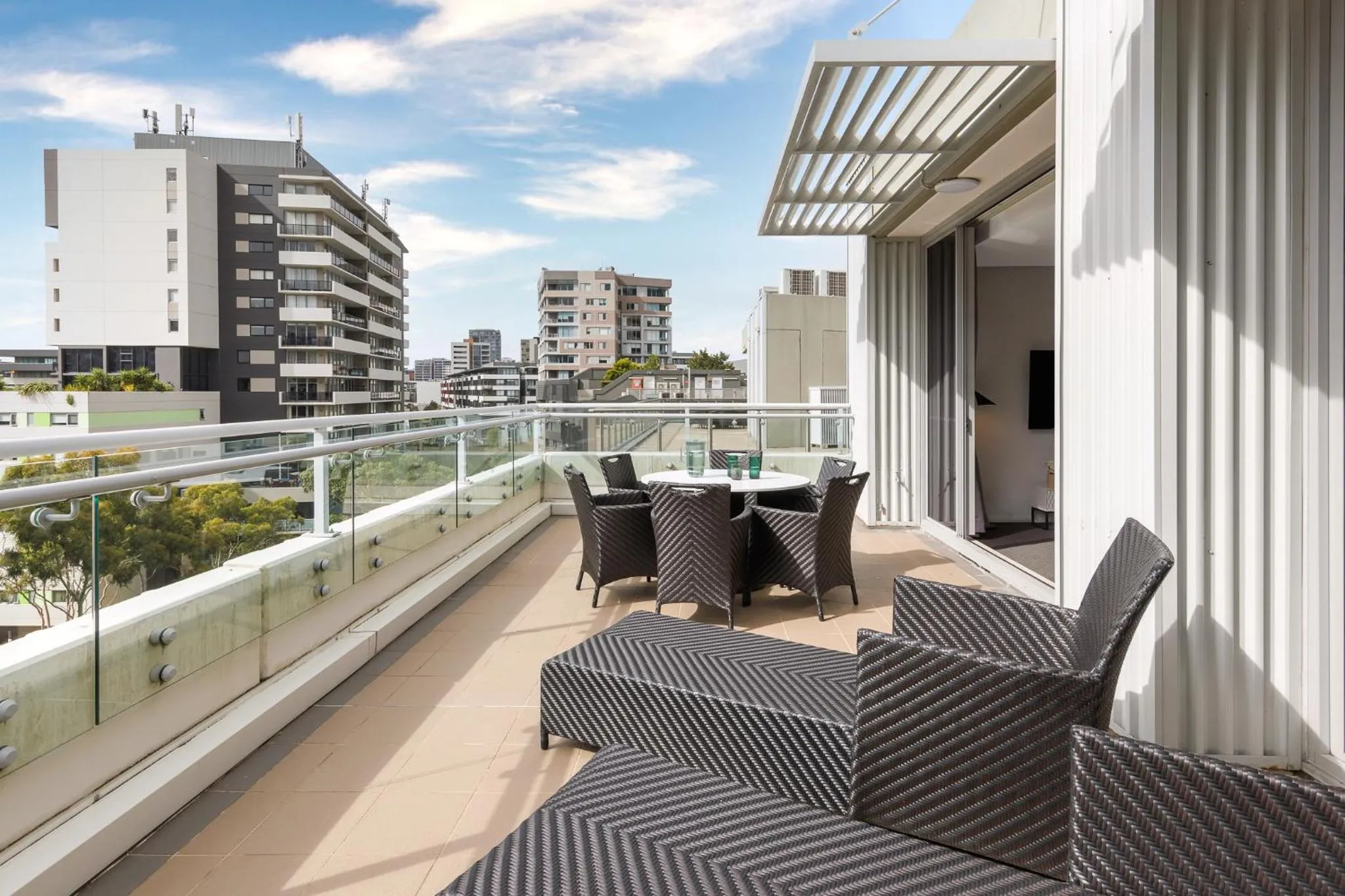 View (from property/room) in Meriton Suites Zetland