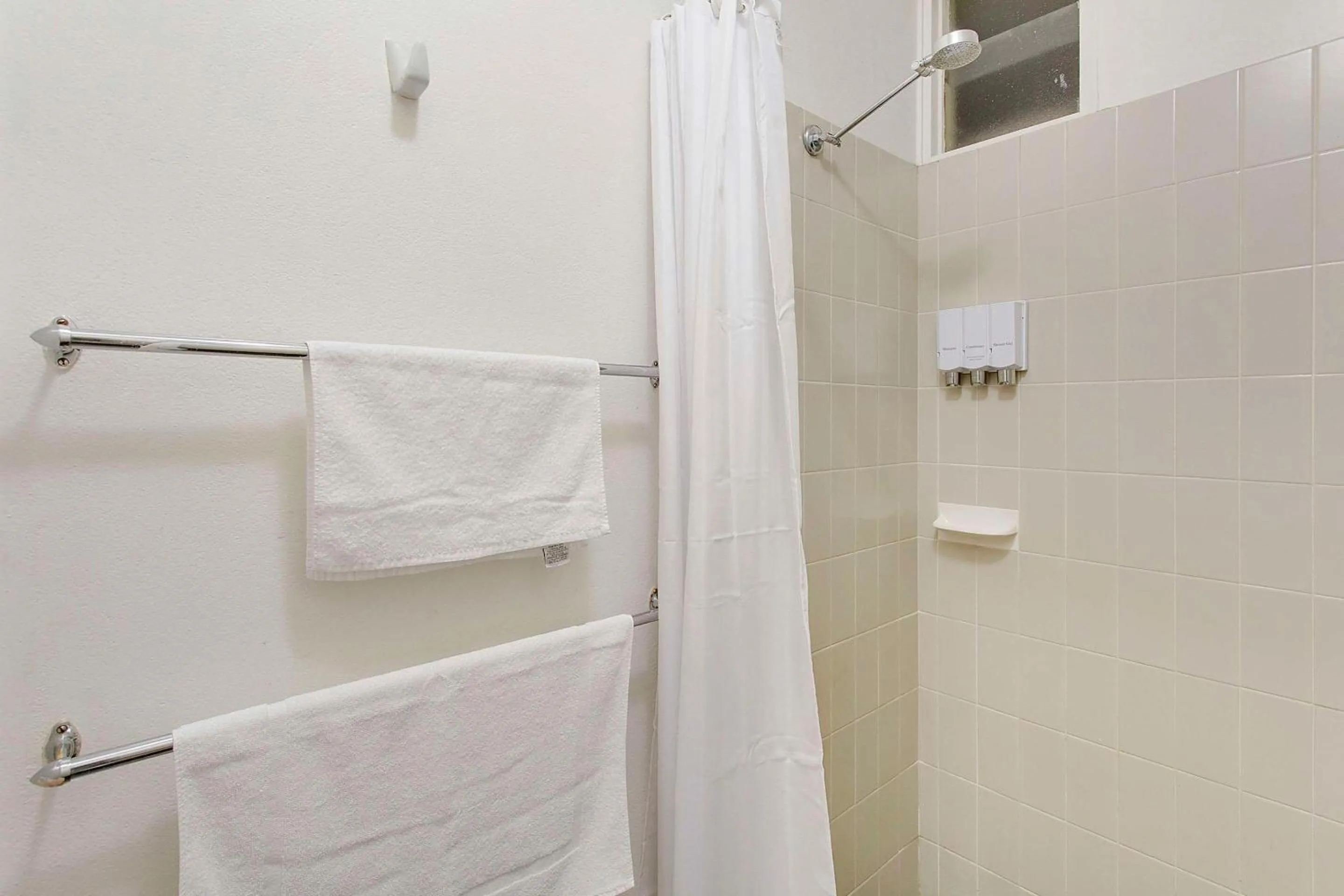 Bedroom in Econo Lodge Gateway Tamworth