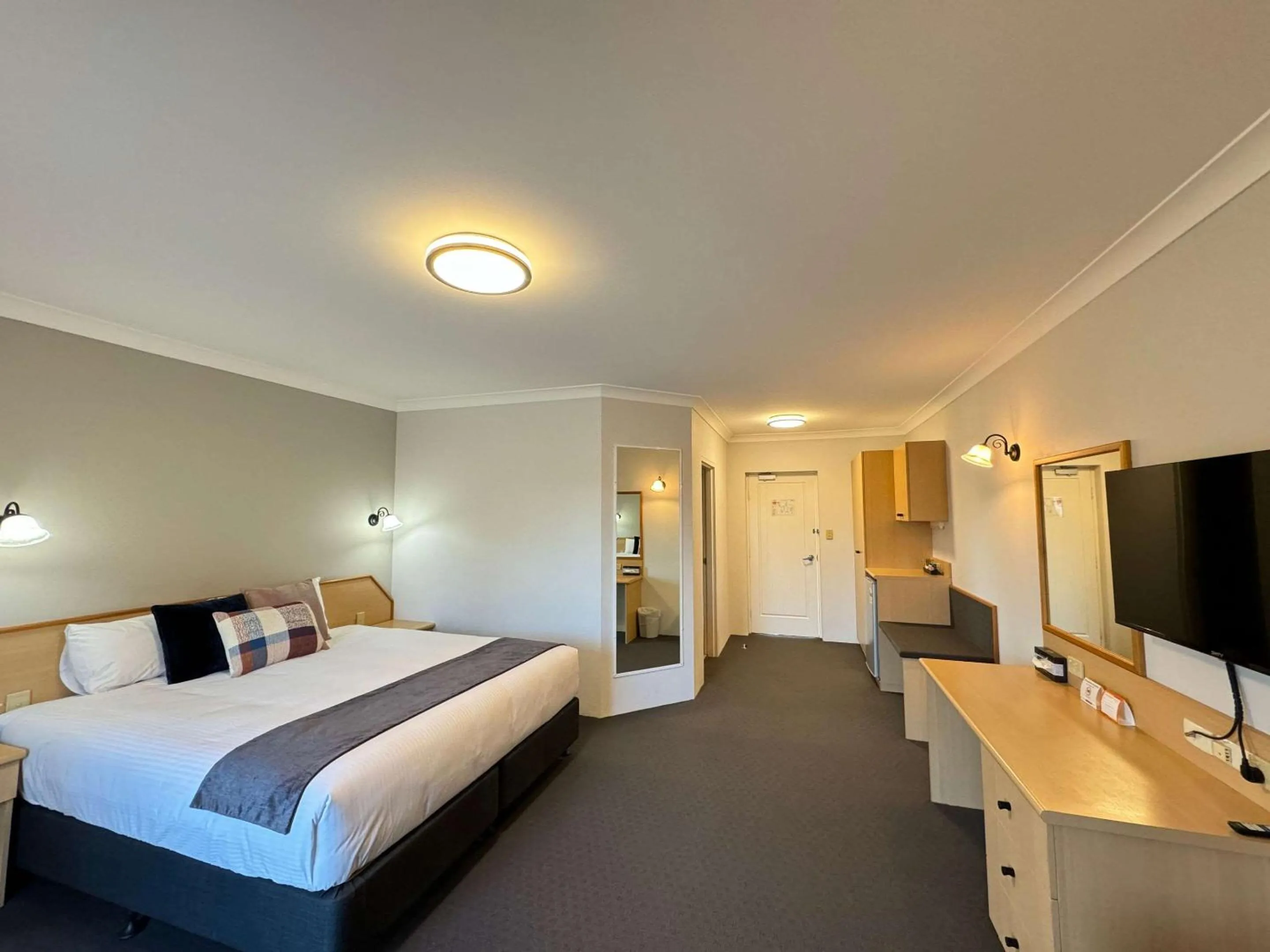 Bedroom, Bed in Econo Lodge Gateway Tamworth