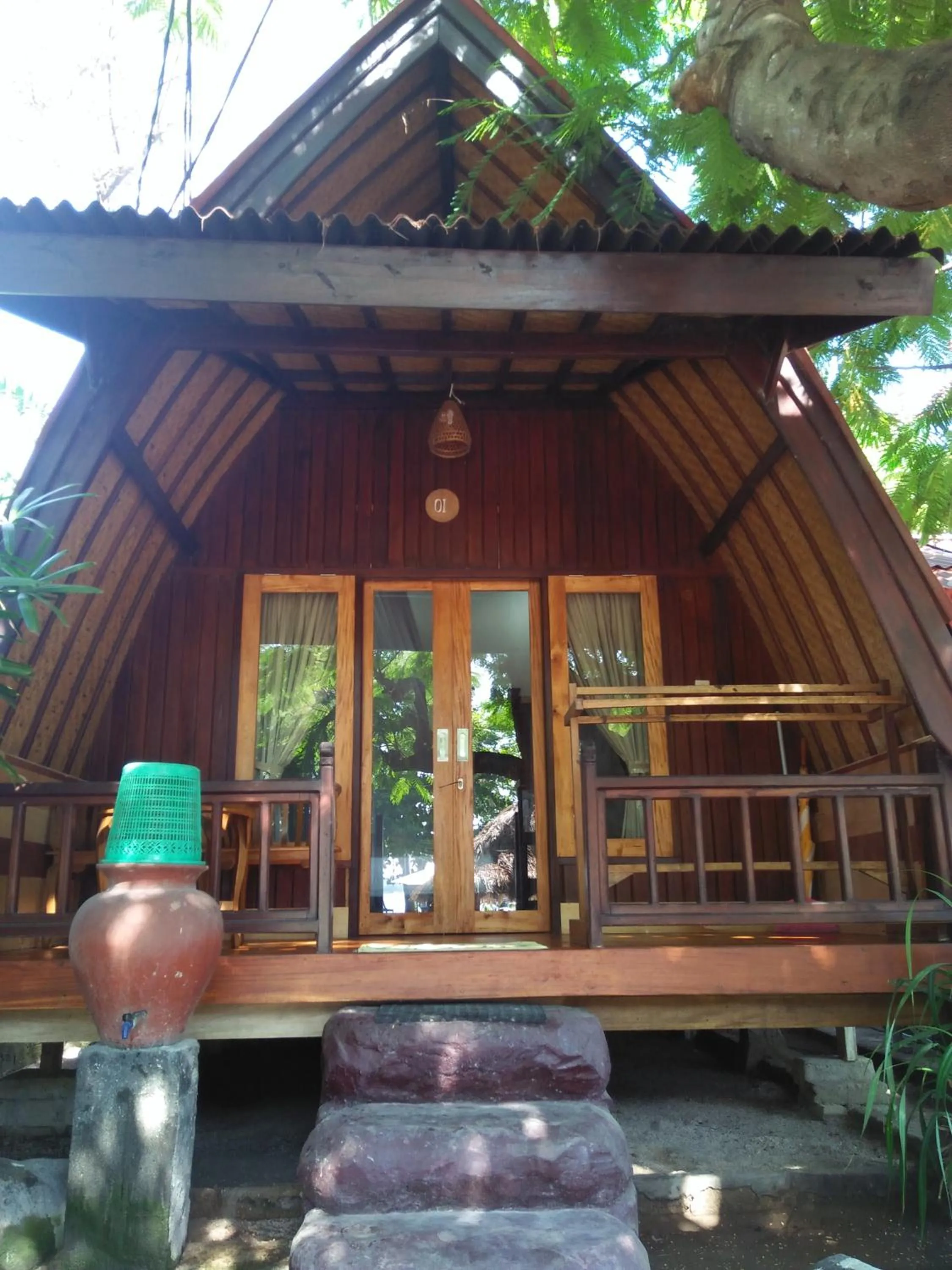 Gili Smile Bungalow