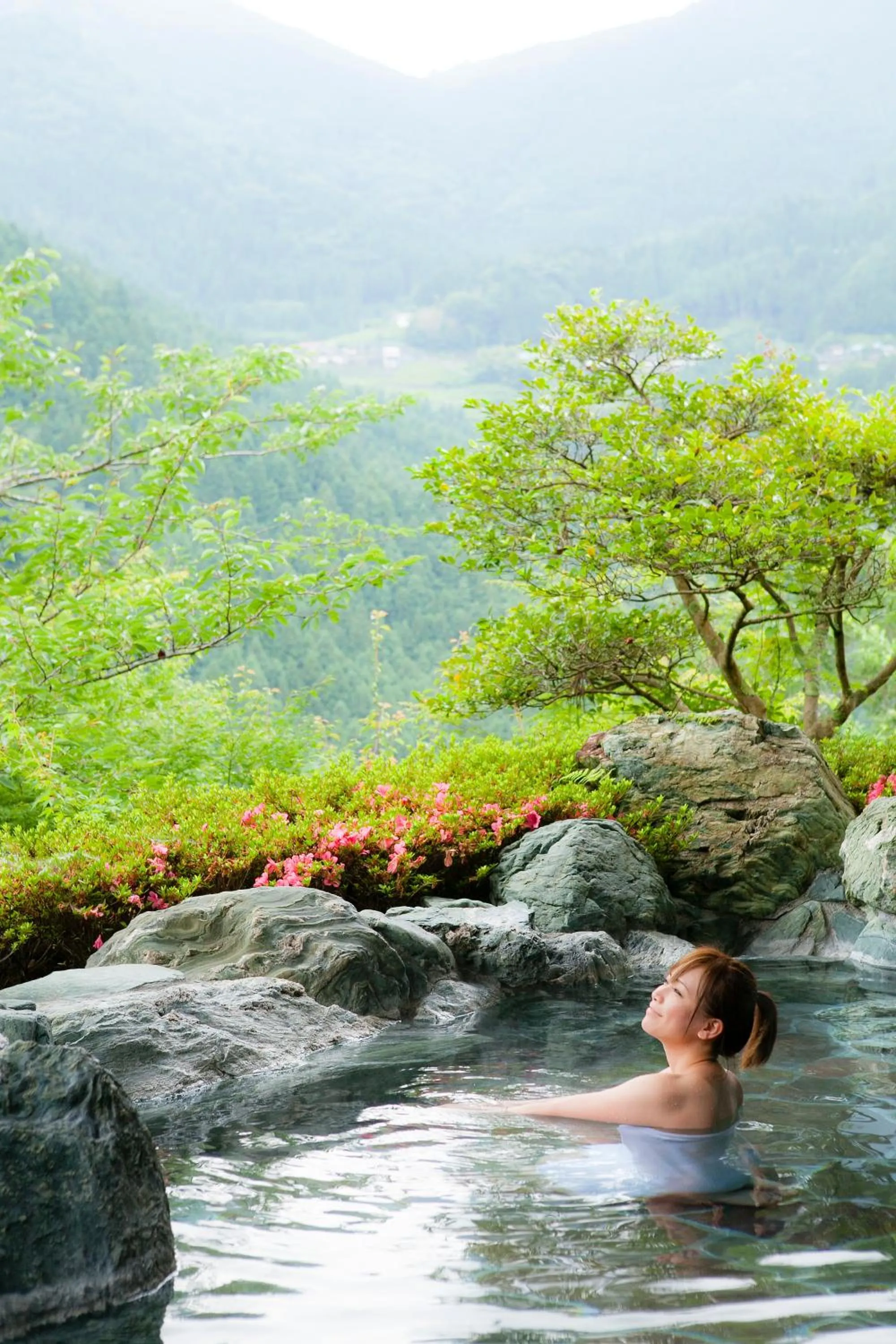 Hot Spring Bath in Hotel Kazurabashi
