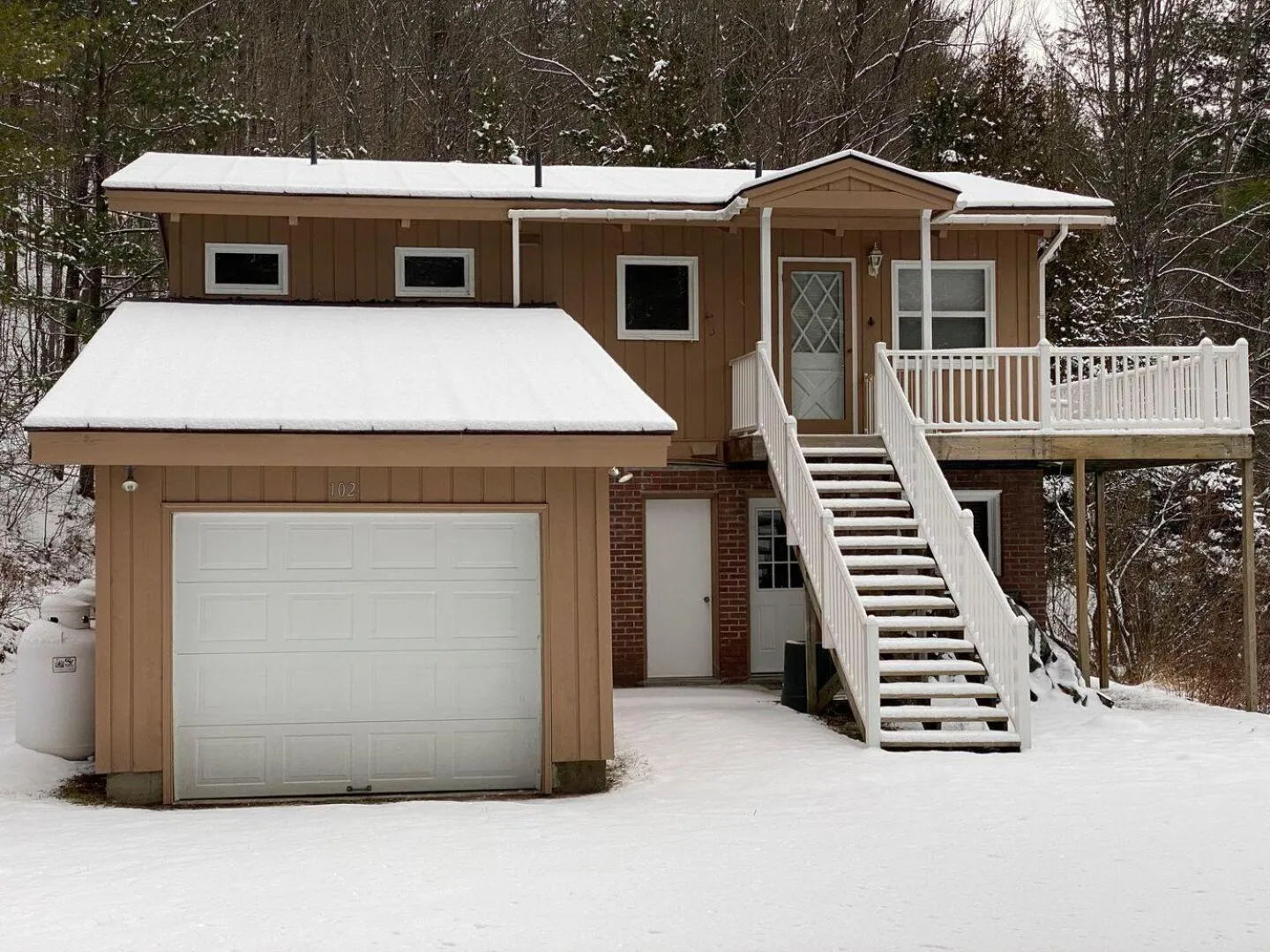 Silver Spring Chalet