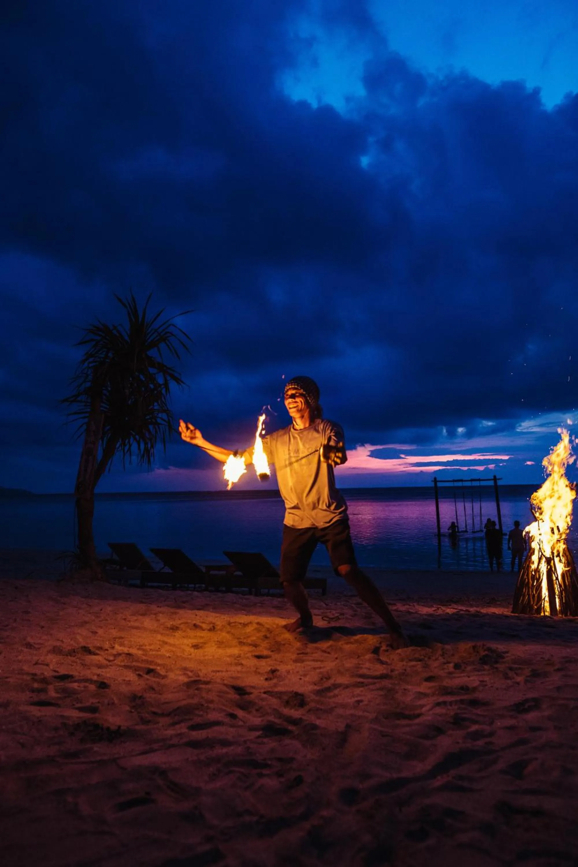 Island View Bar & Bungalow