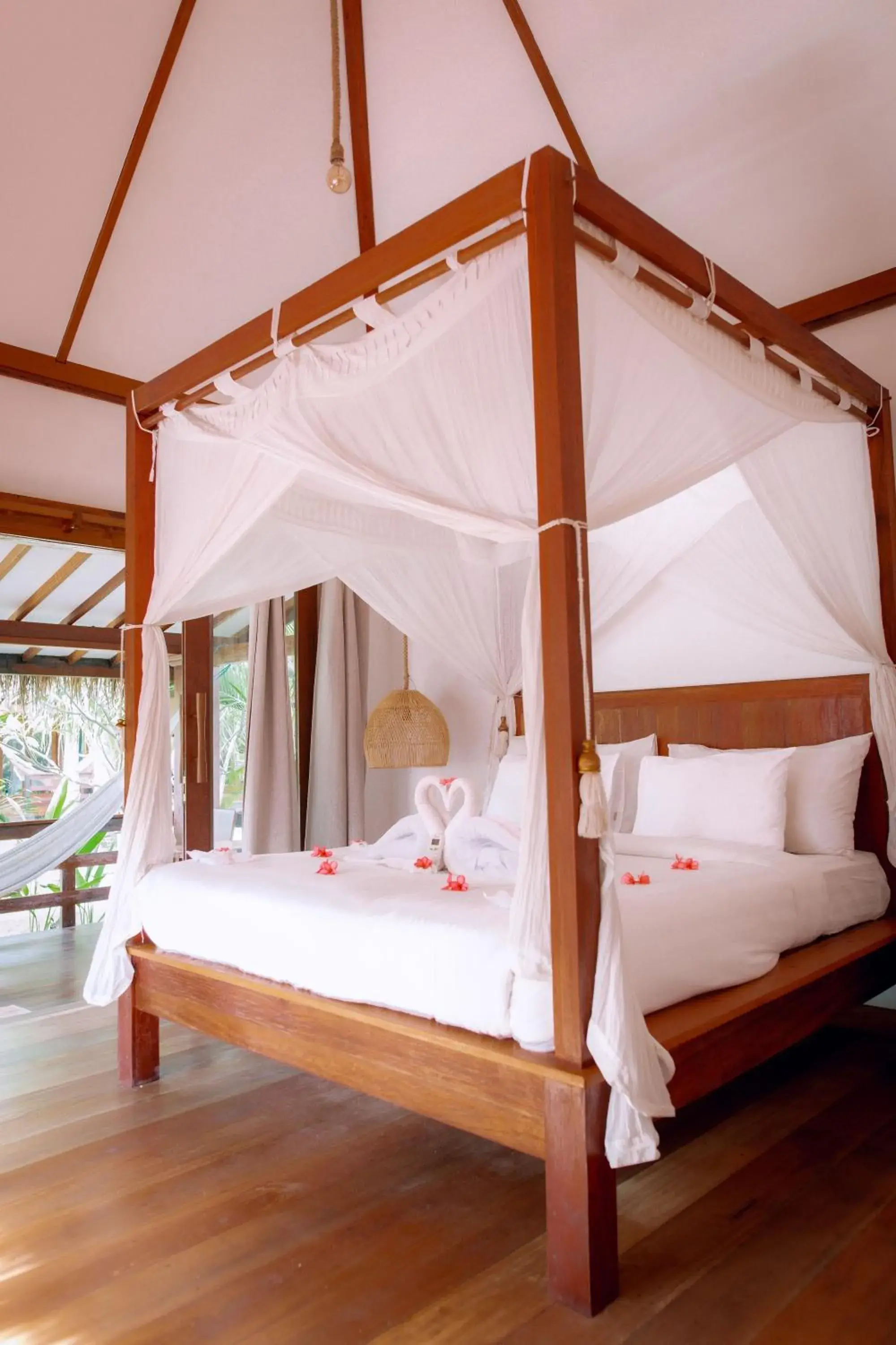 Deluxe Bungalow with Garden View in Island View Bar & Bungalow Deluxe Bungalow with Garden View in Island View Bar & Bungalow