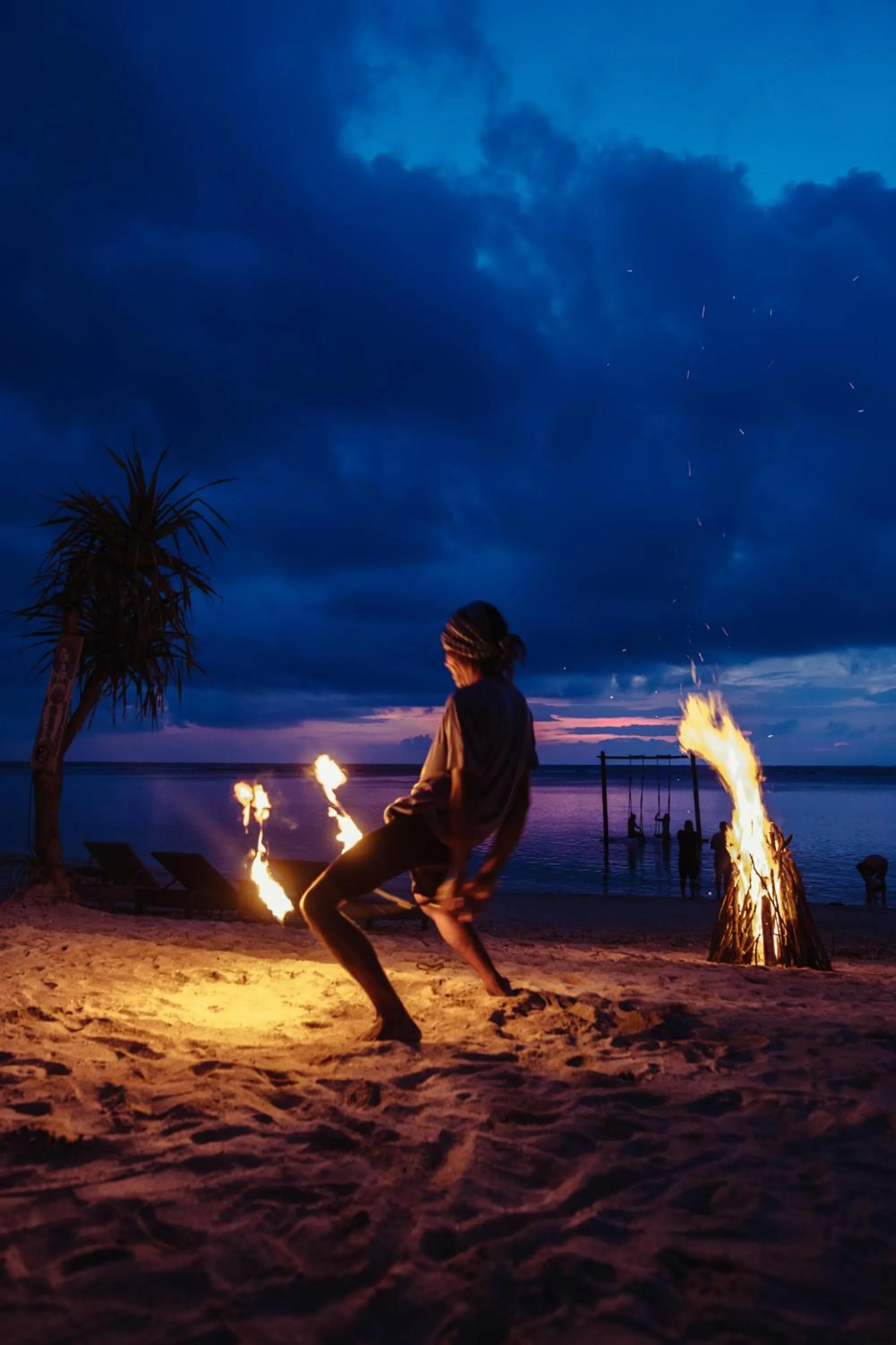 Island View Bar & Bungalow