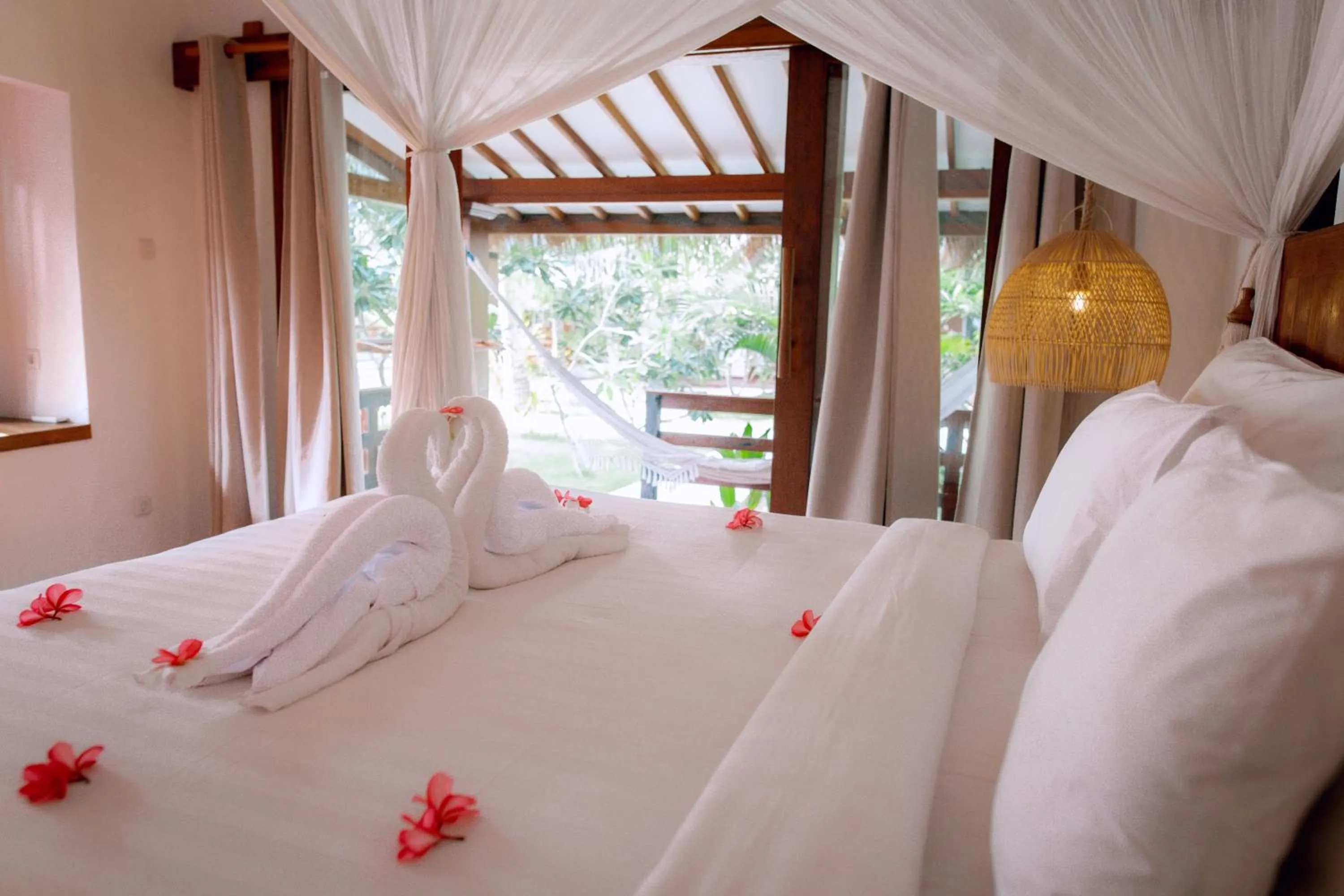 Bed in Island View Bar & Bungalow