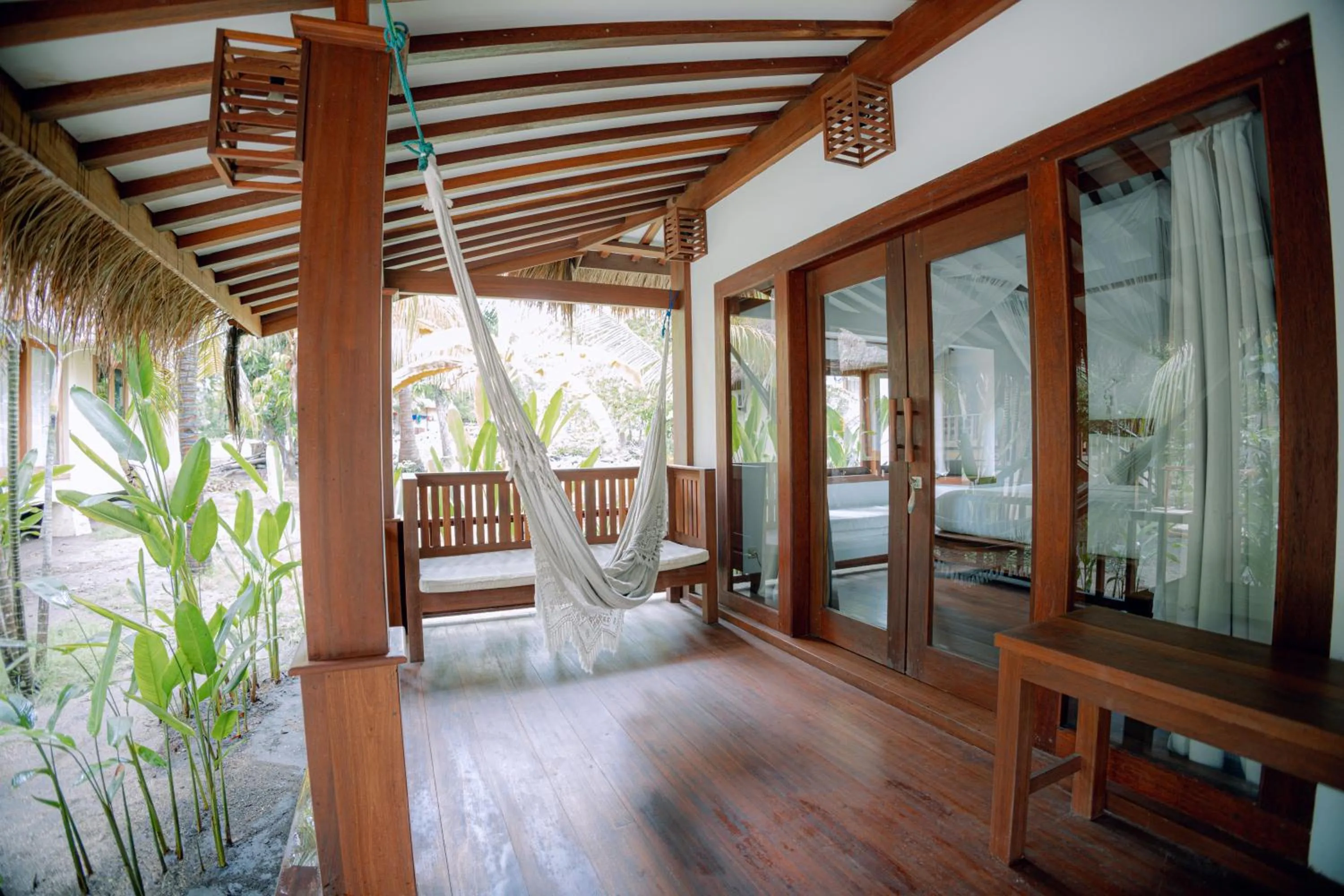 Bed in Island View Bar & Bungalow