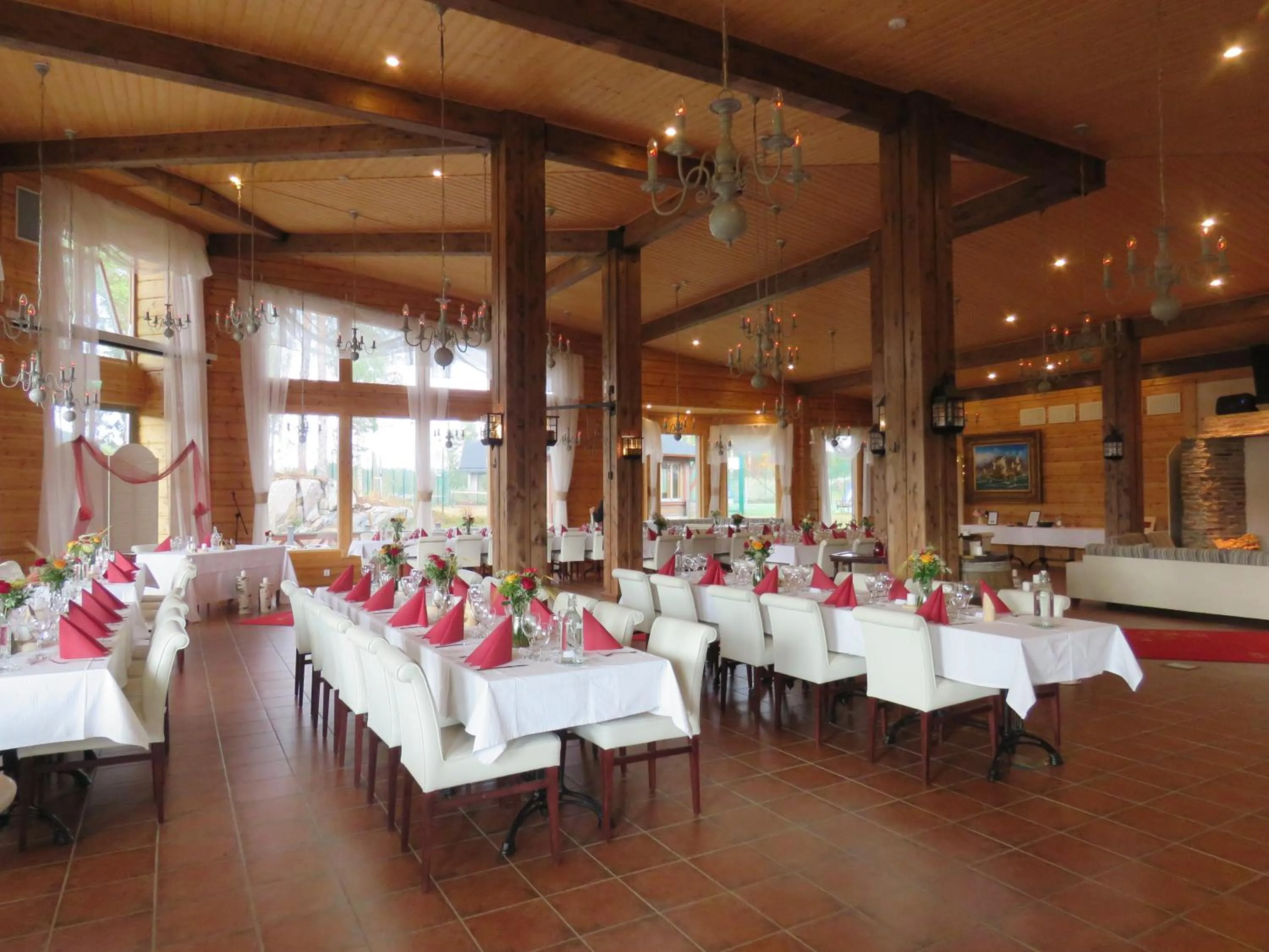 Banquet/Function facilities in Holiday Village Tahko-Tours