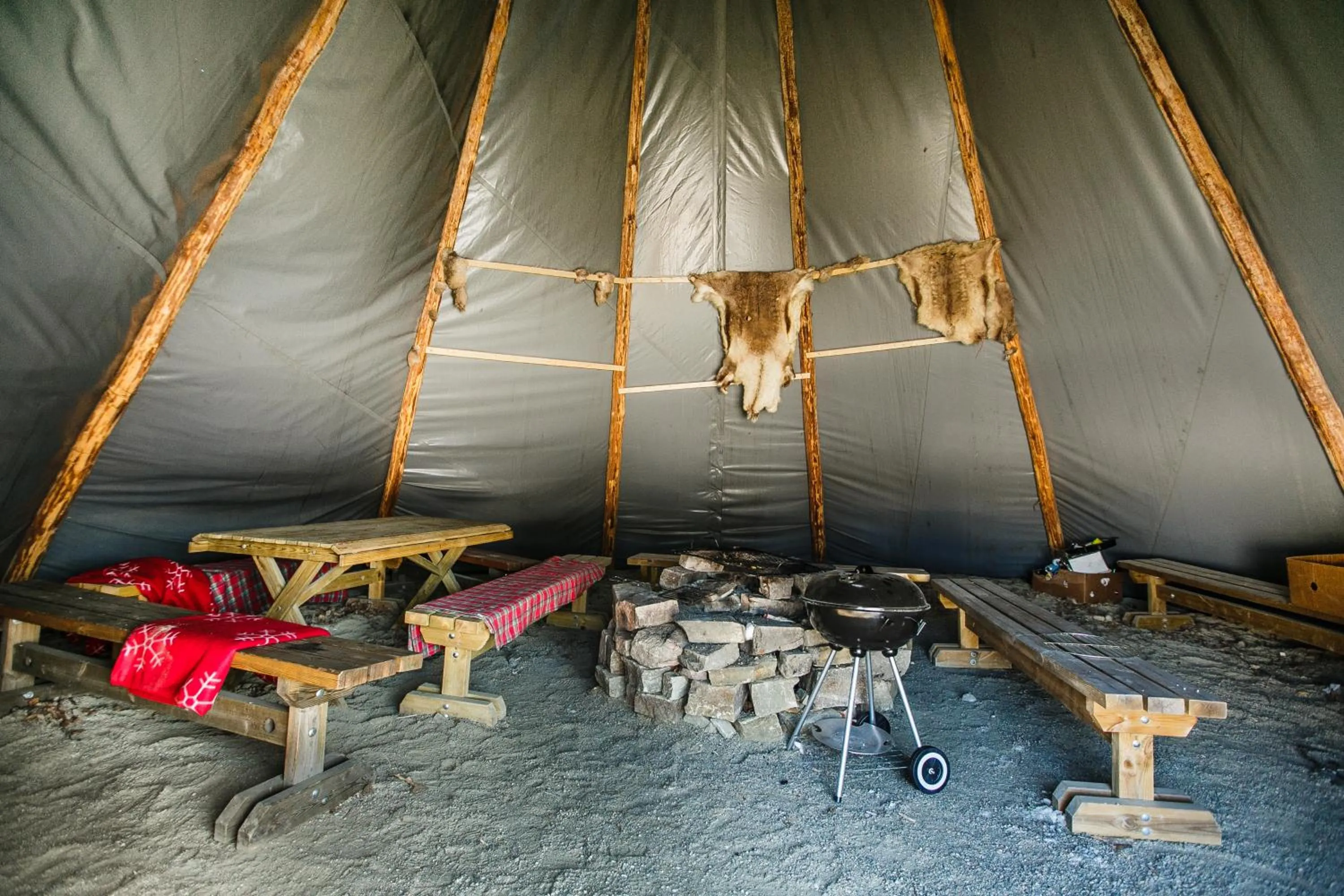 BBQ facilities in Holiday Village Tahko-Tours