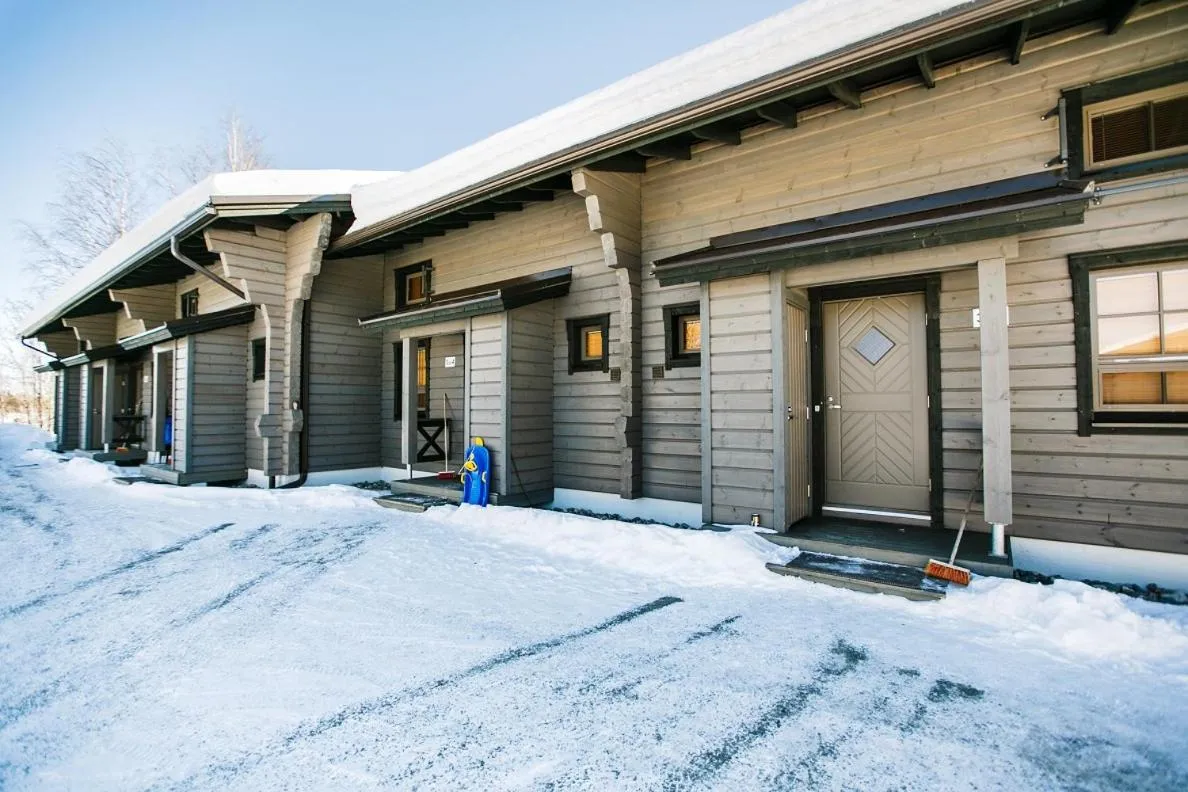 Property building in Holiday Village Tahko-Tours