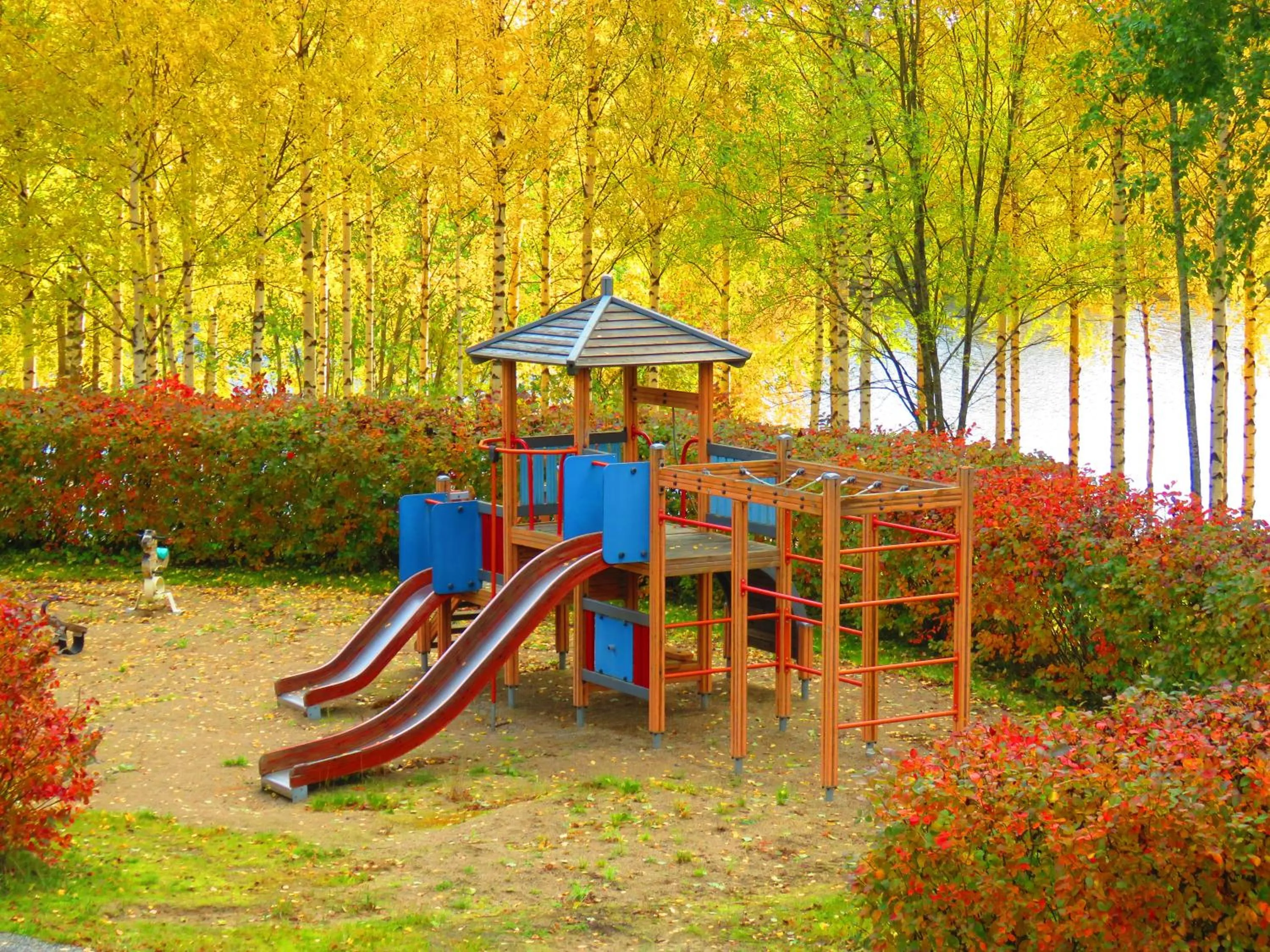 Children play ground in Holiday Village Tahko-Tours