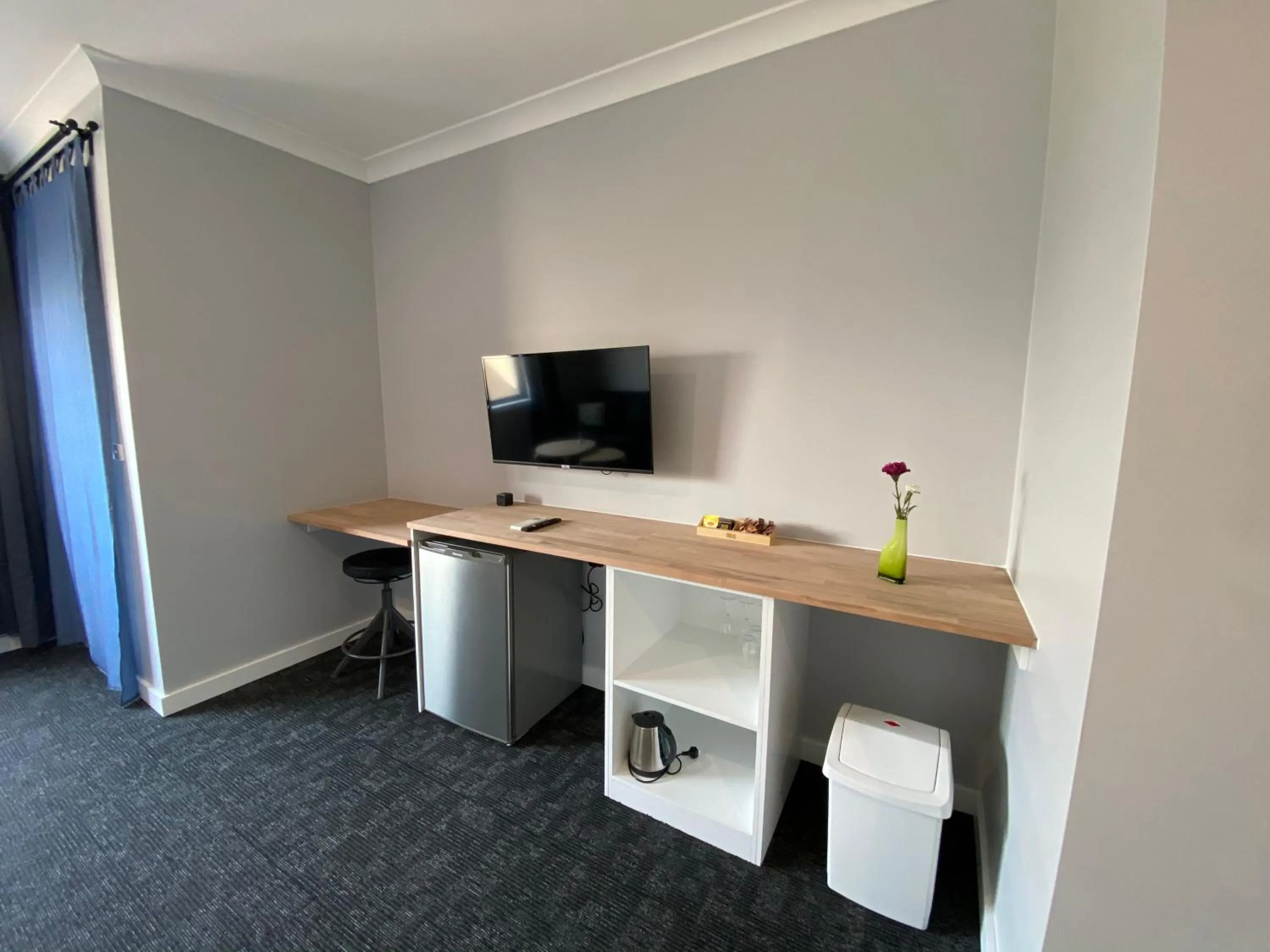 Coffee/tea facilities in Vikas