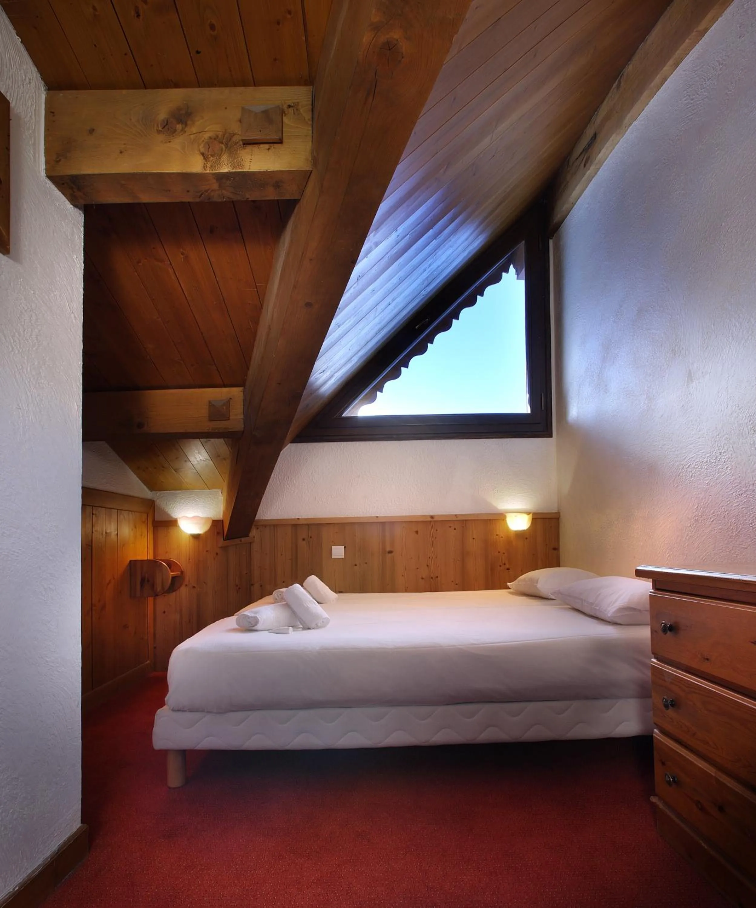 Bedroom, Bed in Chalet des Neiges Hermine