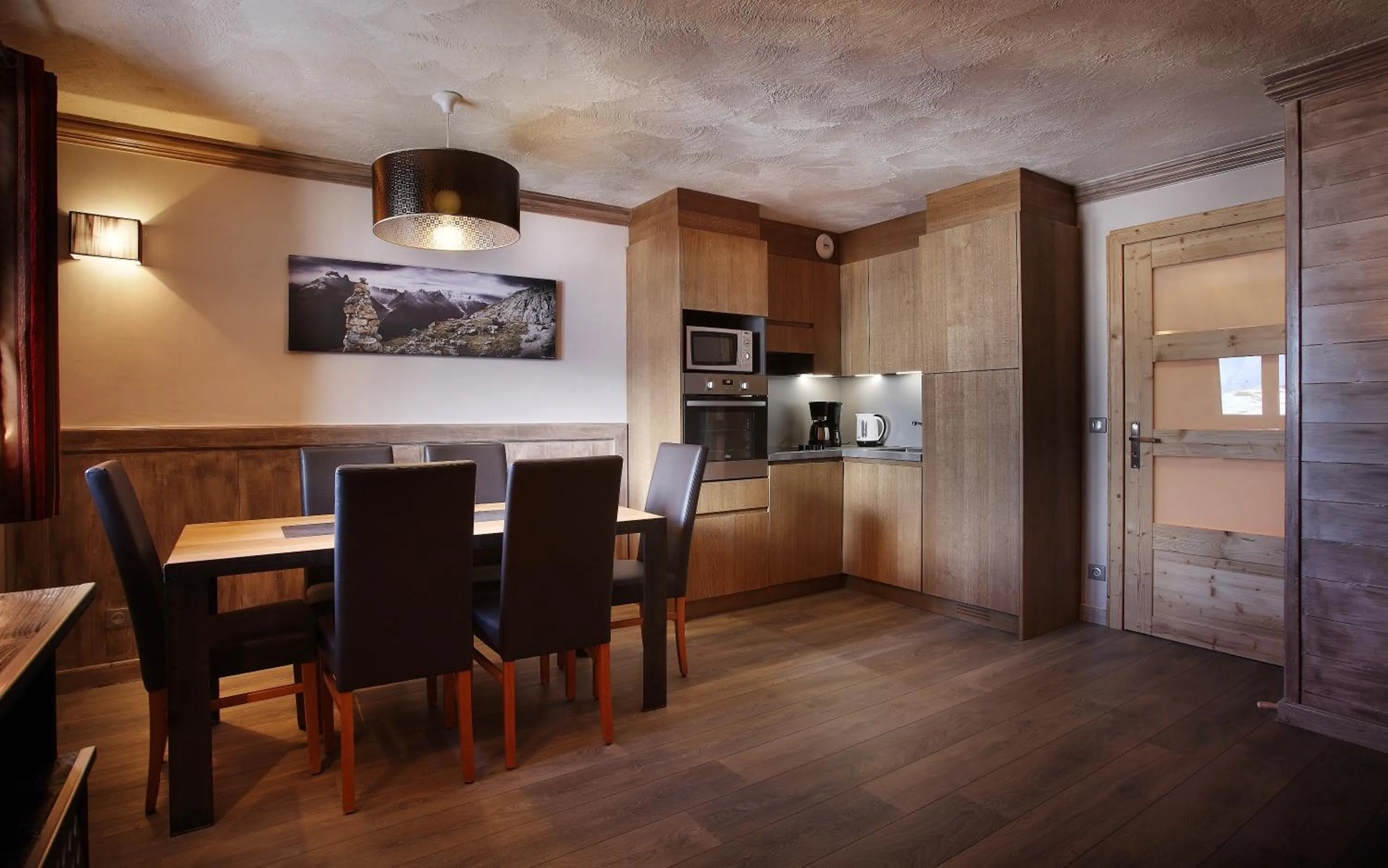 Kitchen or kitchenette in Chalet des Neiges Hermine