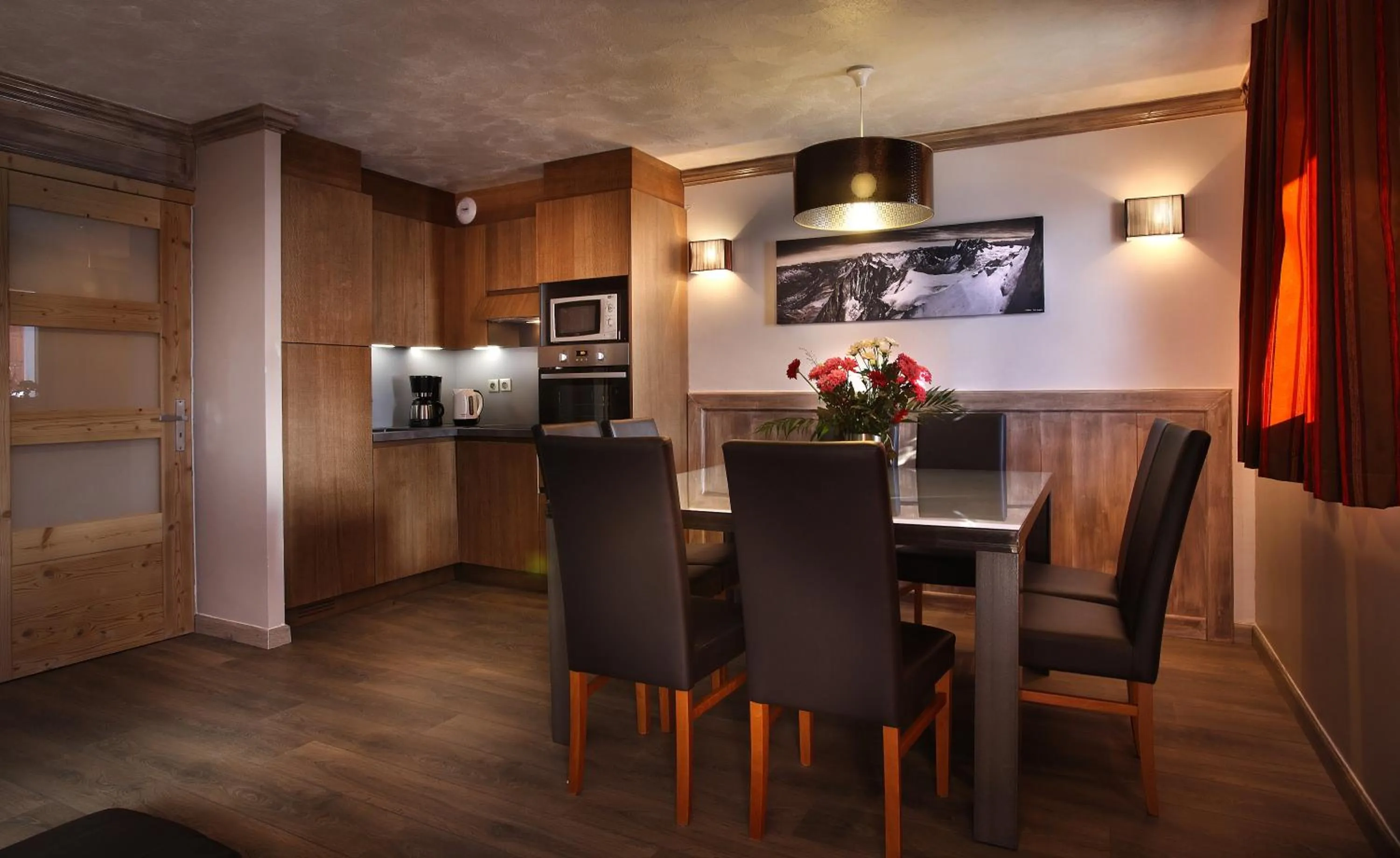 Kitchen or kitchenette in Chalet des Neiges Hermine