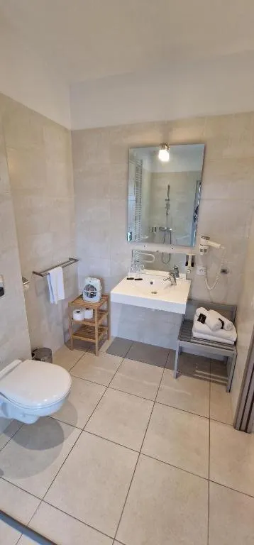 Bathroom in Hotel le Bellevue