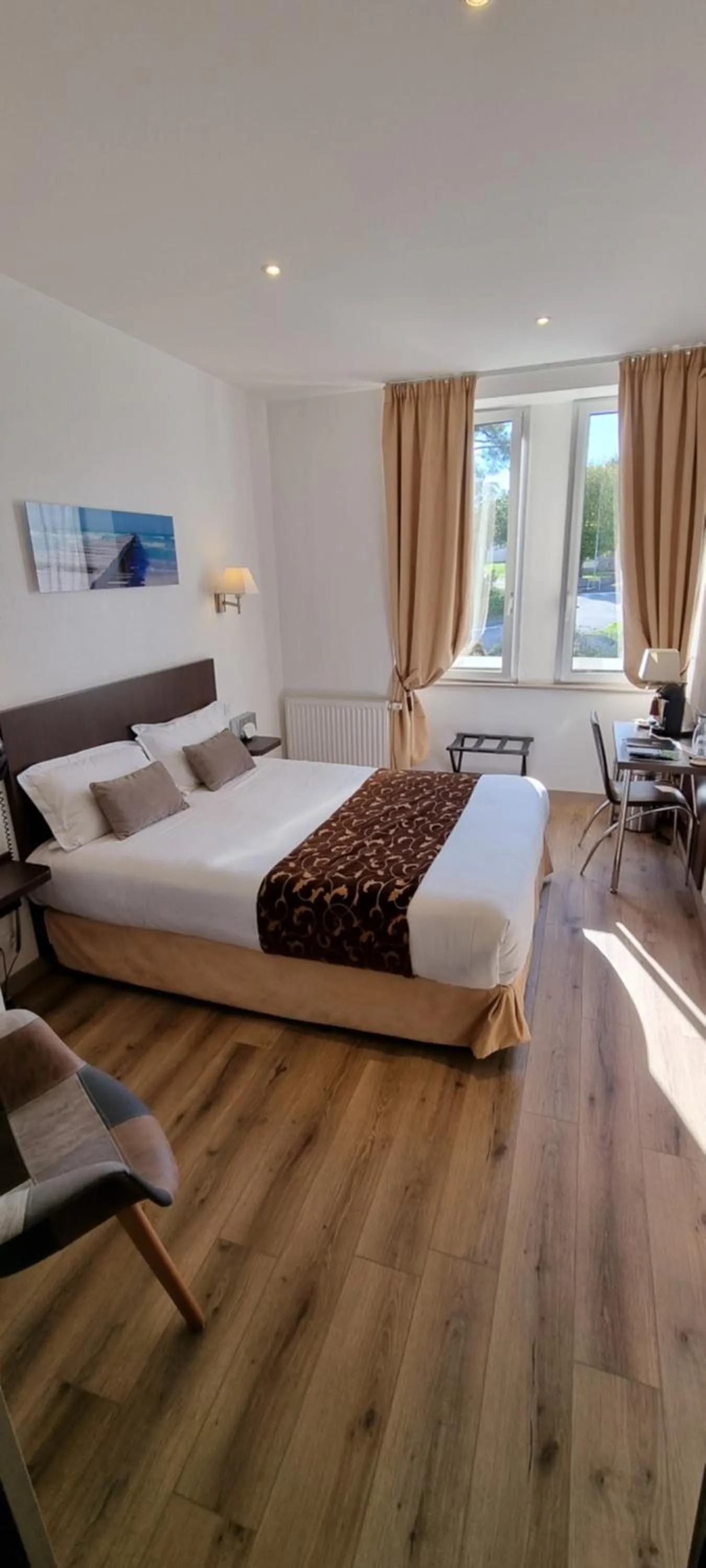 Bedroom, Bed in Hotel le Bellevue