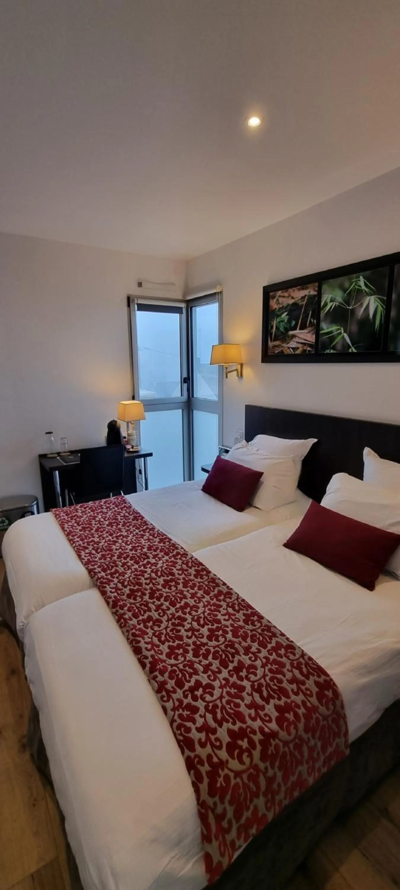 Bedroom, Bed in Hotel le Bellevue