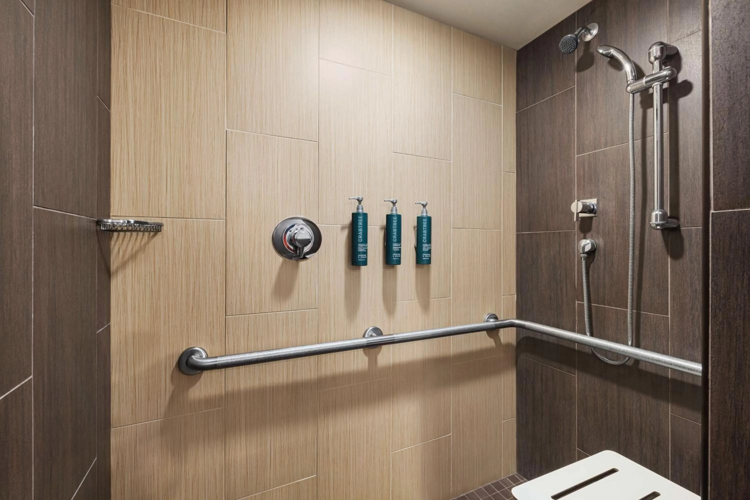 Bathroom in Hilton Philadelphia City Avenue