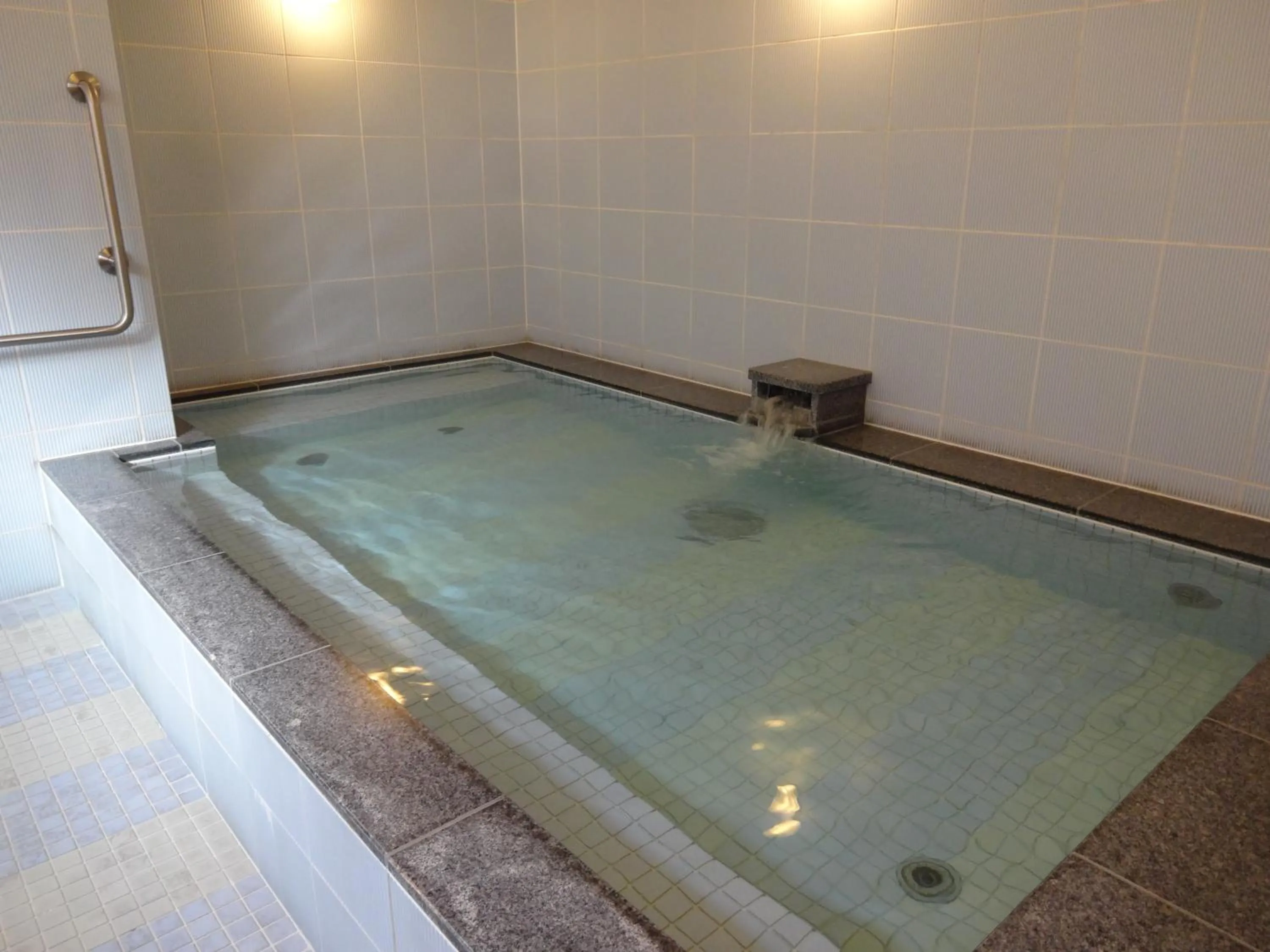 Swimming pool in Hotel 1-2-3 Takasaki