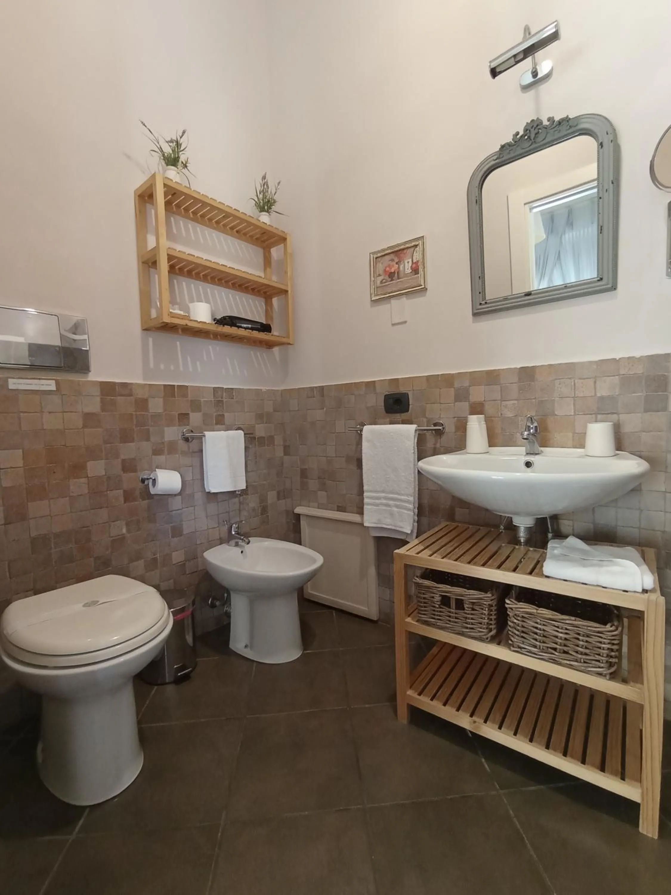 Toilet in PortAtenea - Atenea Collection