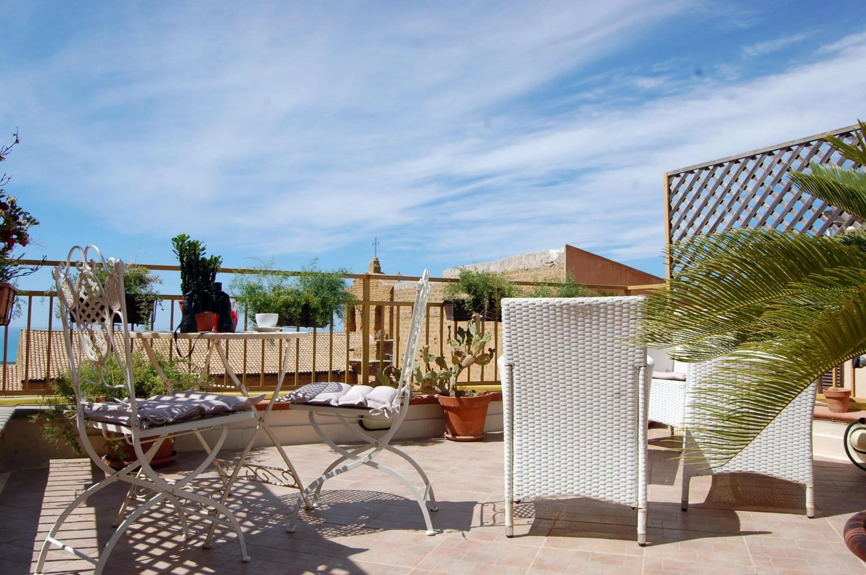 Patio in PortAtenea - Atenea Collection