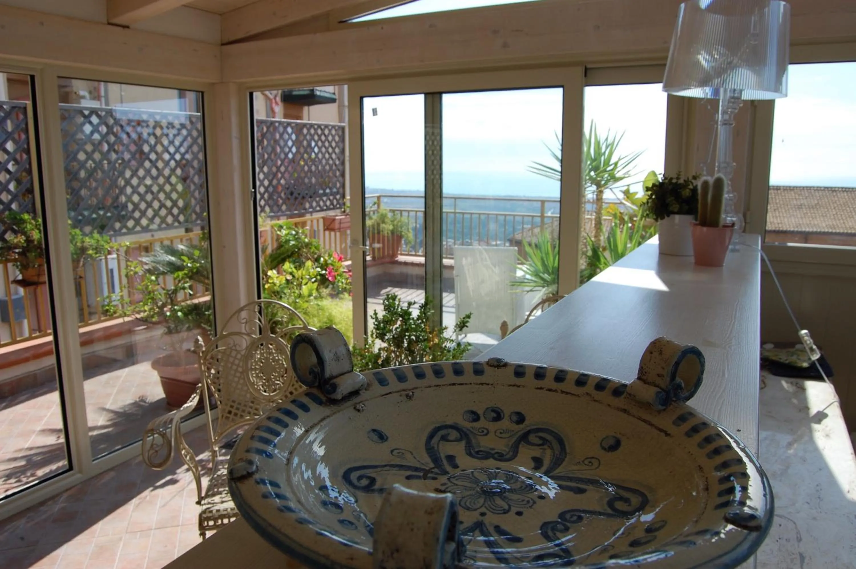 Restaurant/places to eat in PortAtenea - Atenea Collection