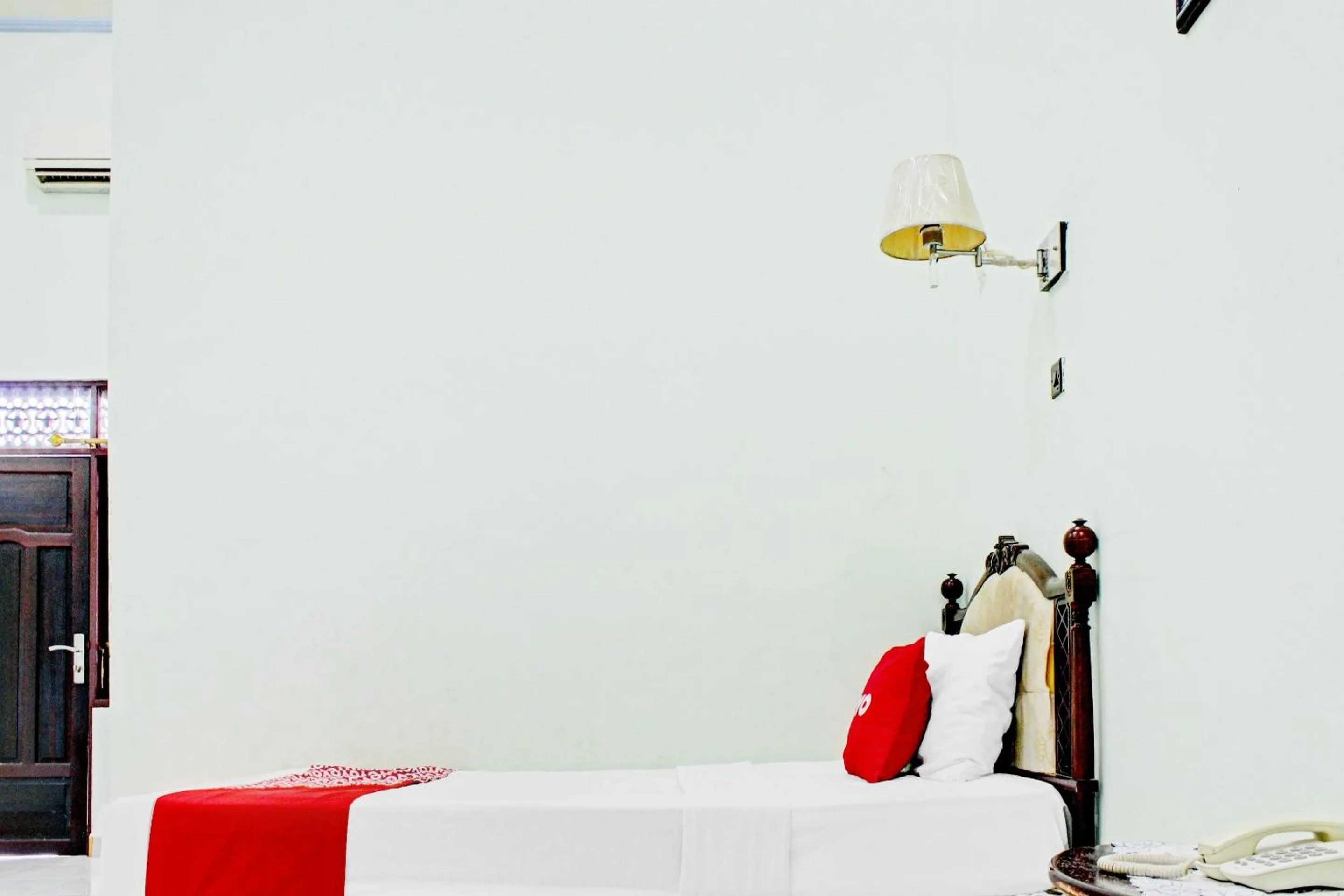 Bedroom, Bed in Capital O 90417 Hotel Batu Suli Internasional