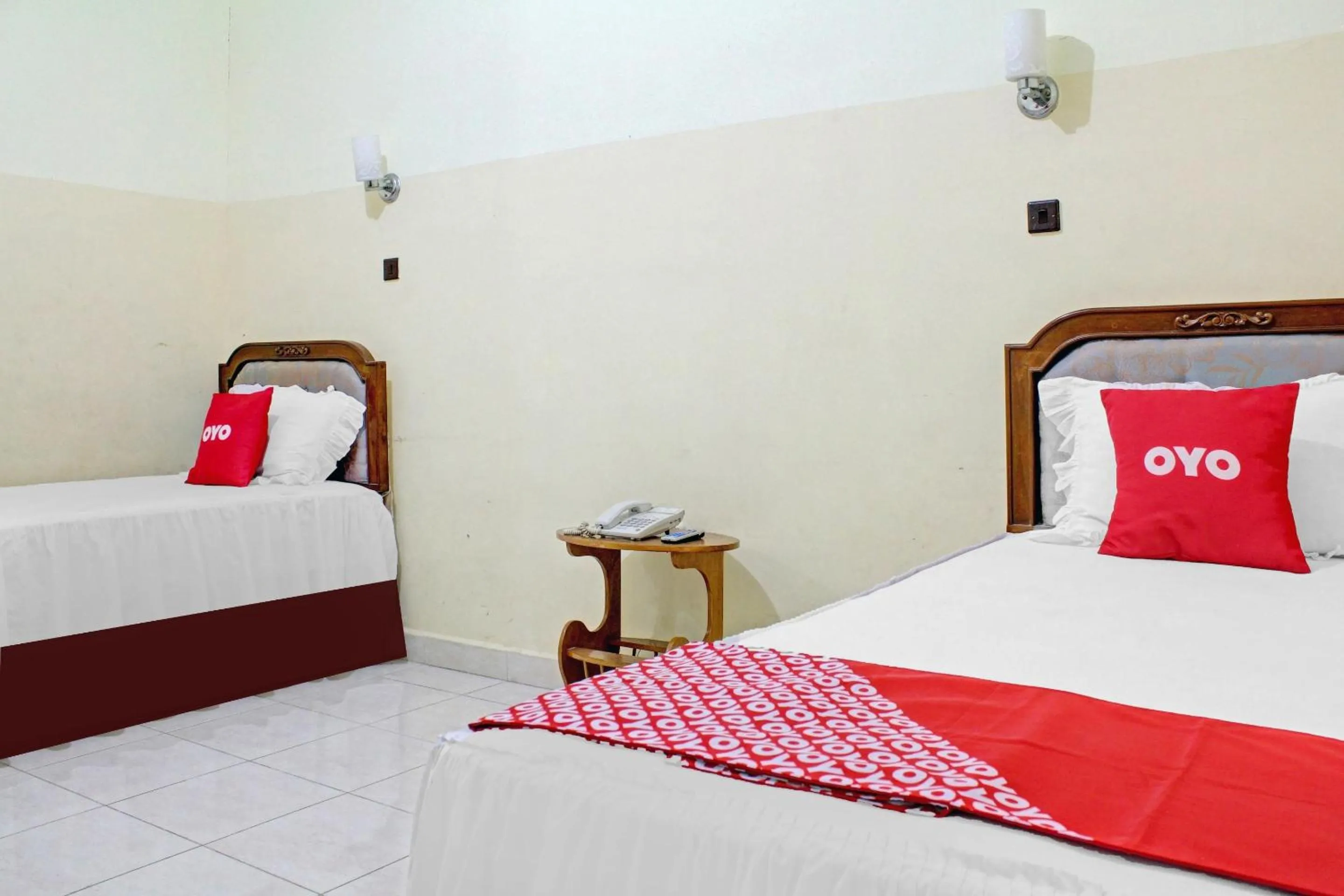 Bedroom, Bed in Capital O 90417 Hotel Batu Suli Internasional