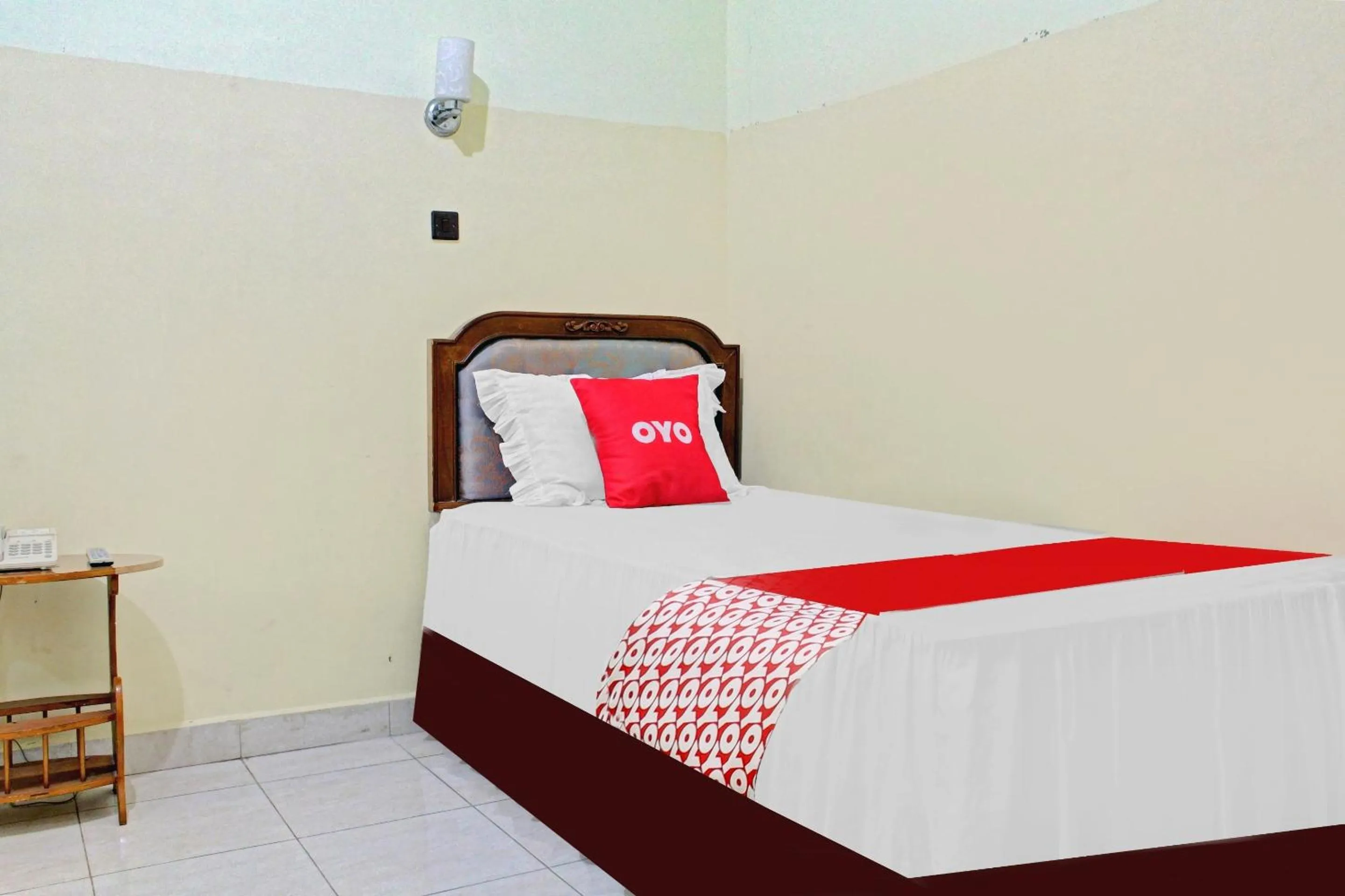 Bedroom, Bed in Capital O 90417 Hotel Batu Suli Internasional