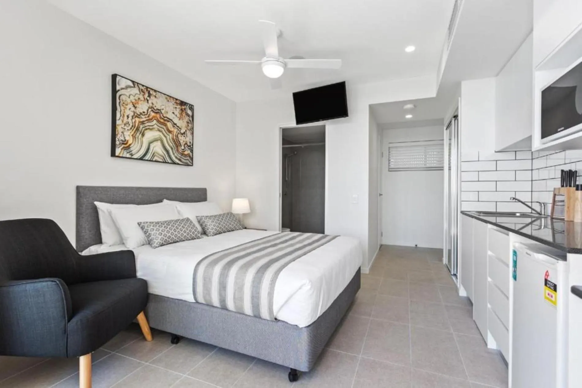 Bed in North Shore Oceanside Kawana