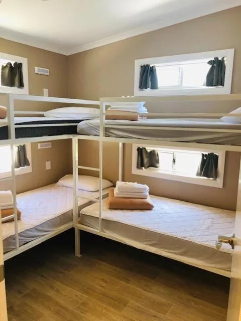 Bed in Huskisson Beach Escape