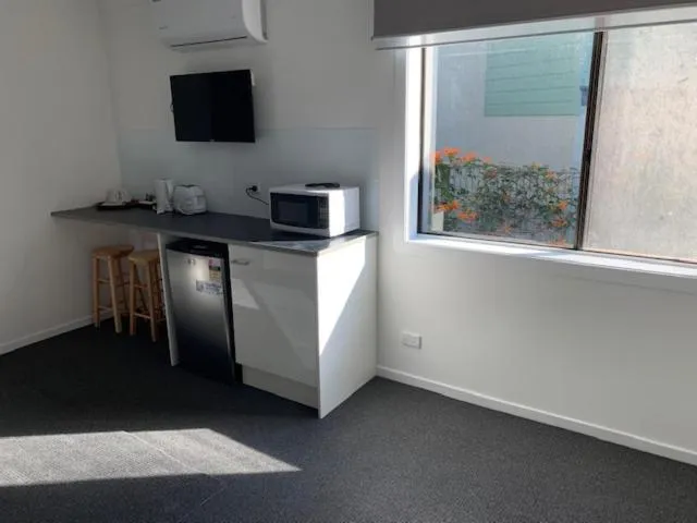 TV and multimedia in Huskisson Beach Escape