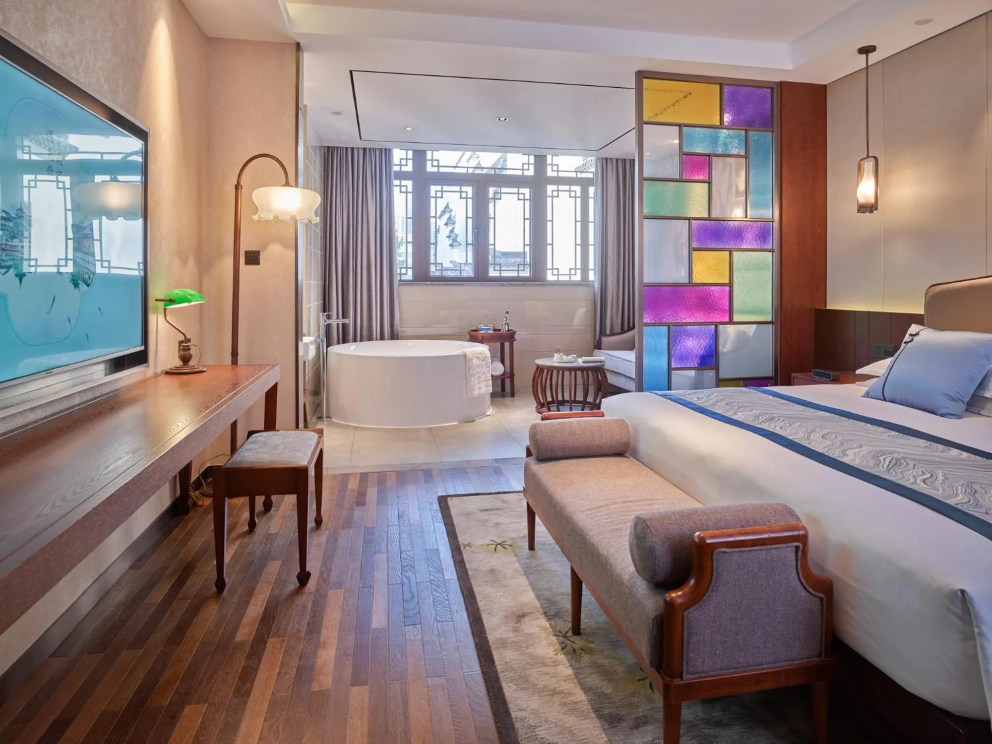 Photo of the whole room, Bed in SSAW Boutique Hotel Nanjing Grand Theatre
